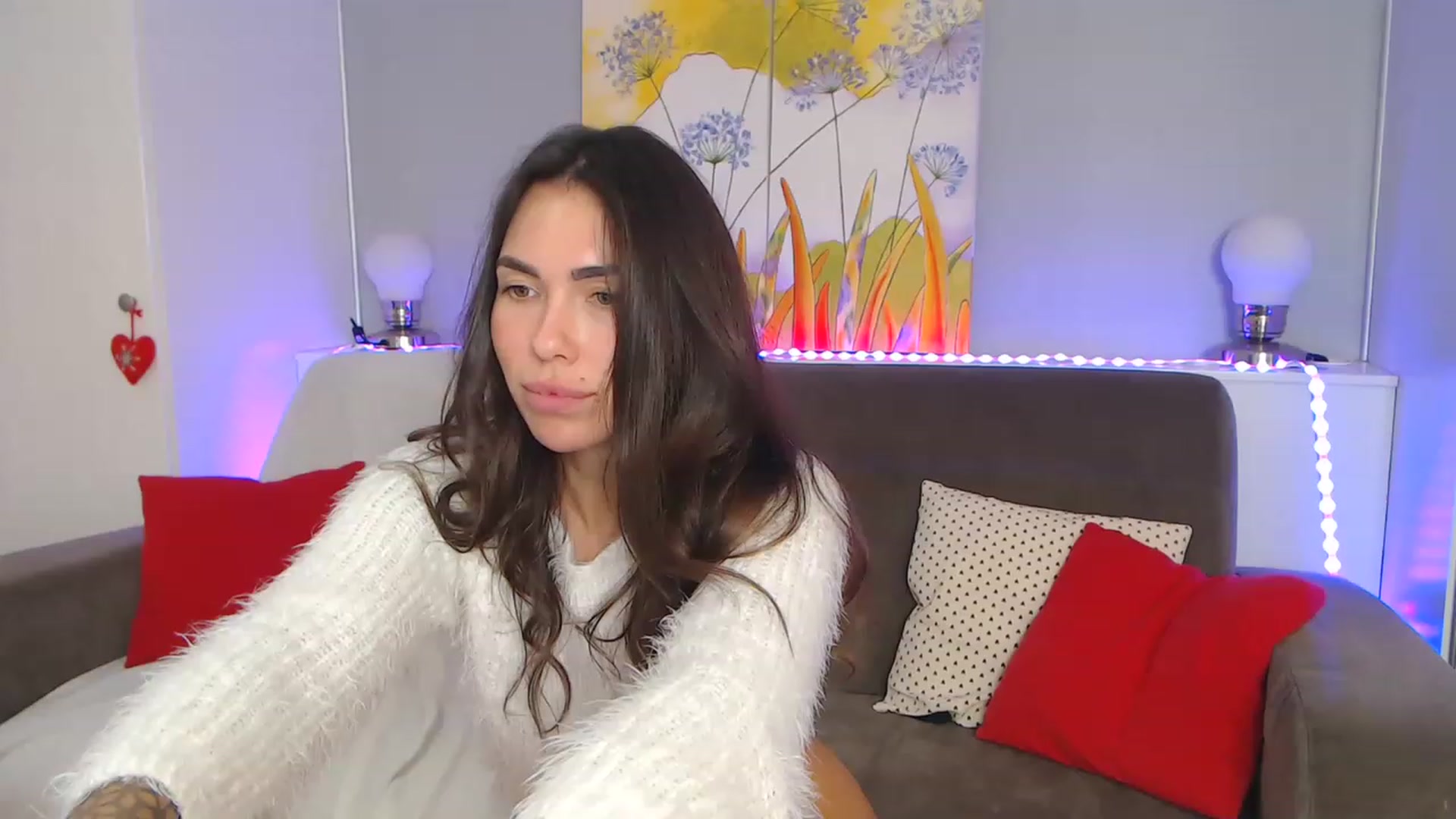 Gallery image thumbnail from VikiEvans's myfreecams stream on, 12/02/2022, 22:25 image 6 of 20