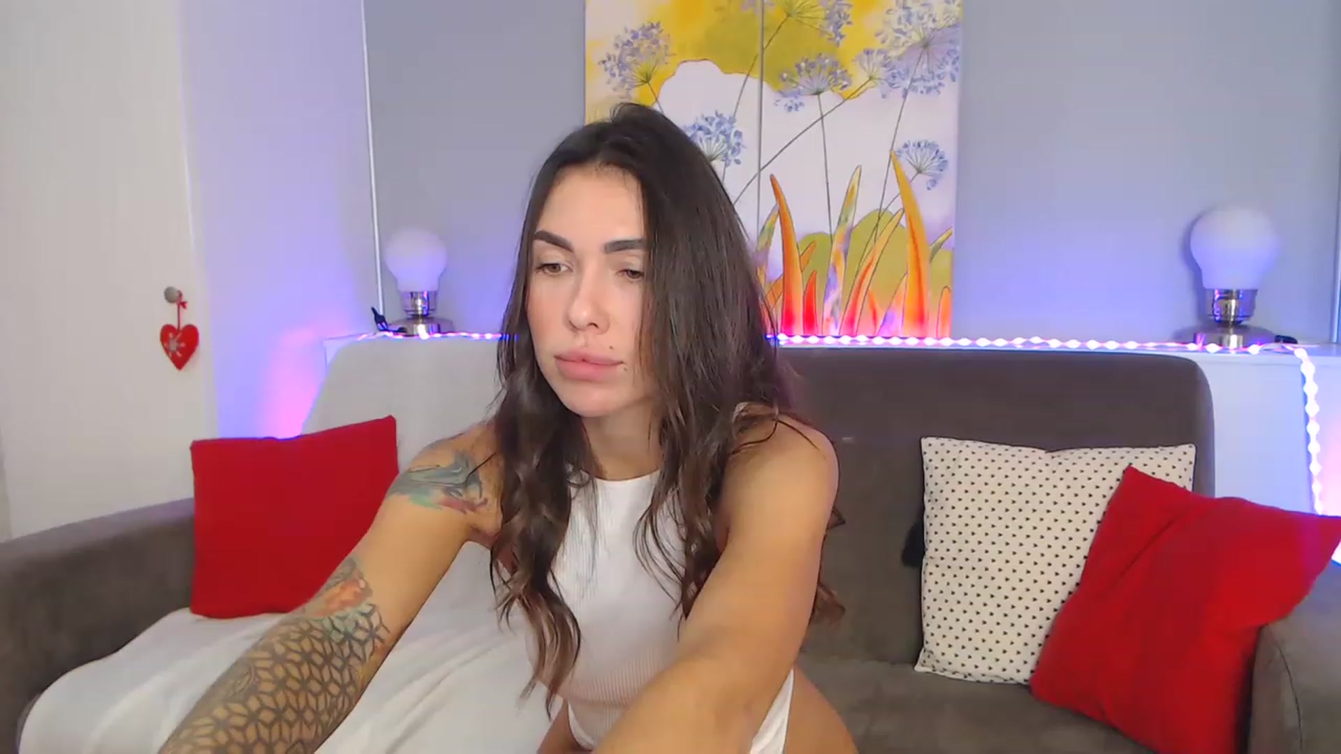 Gallery image thumbnail from VikiEvans's myfreecams stream on, 12/03/2022, 16:19 image 20 of 20