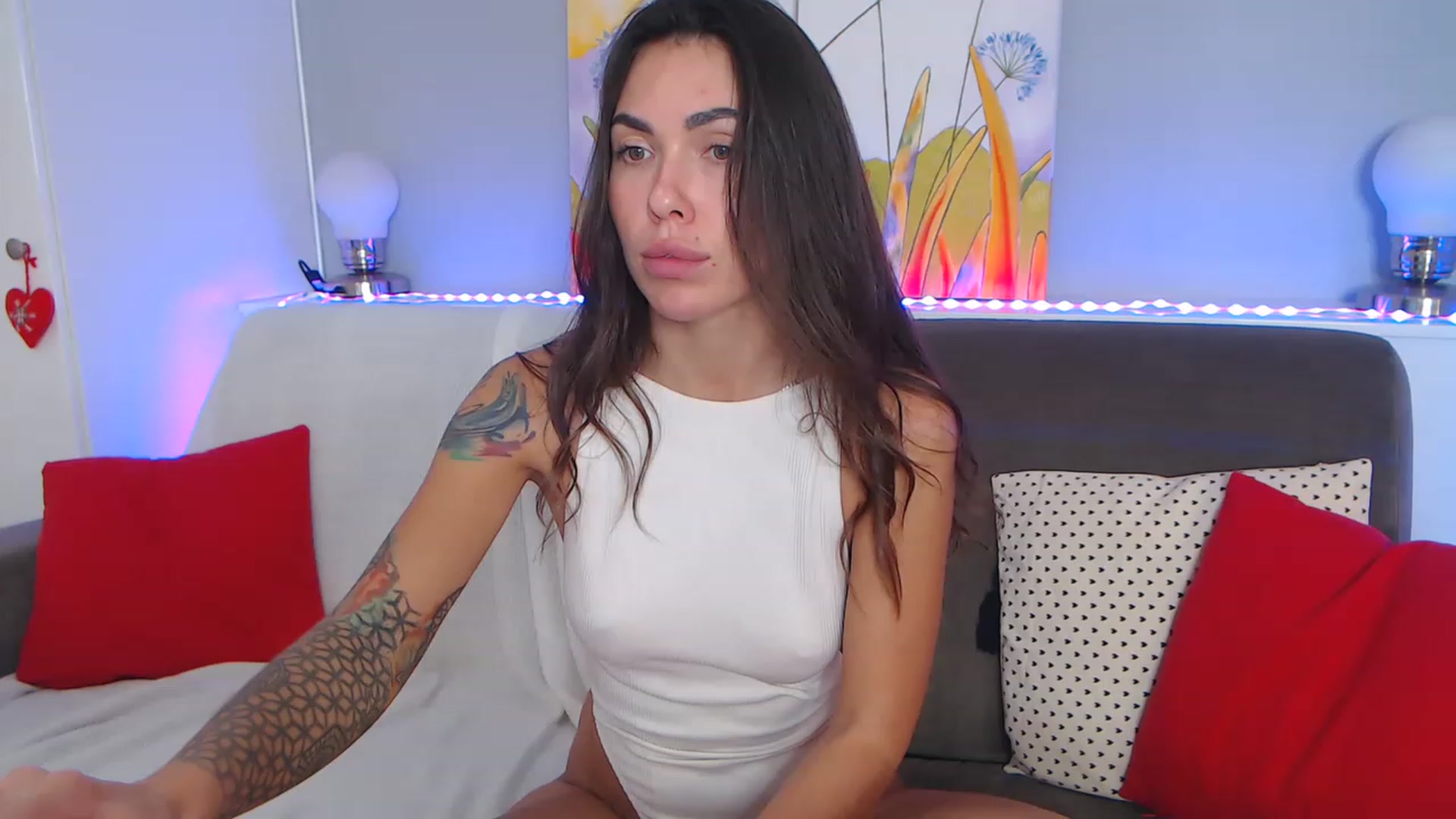 Gallery image thumbnail from VikiEvans's myfreecams stream on, 12/03/2022, 21:49 image 15 of 20