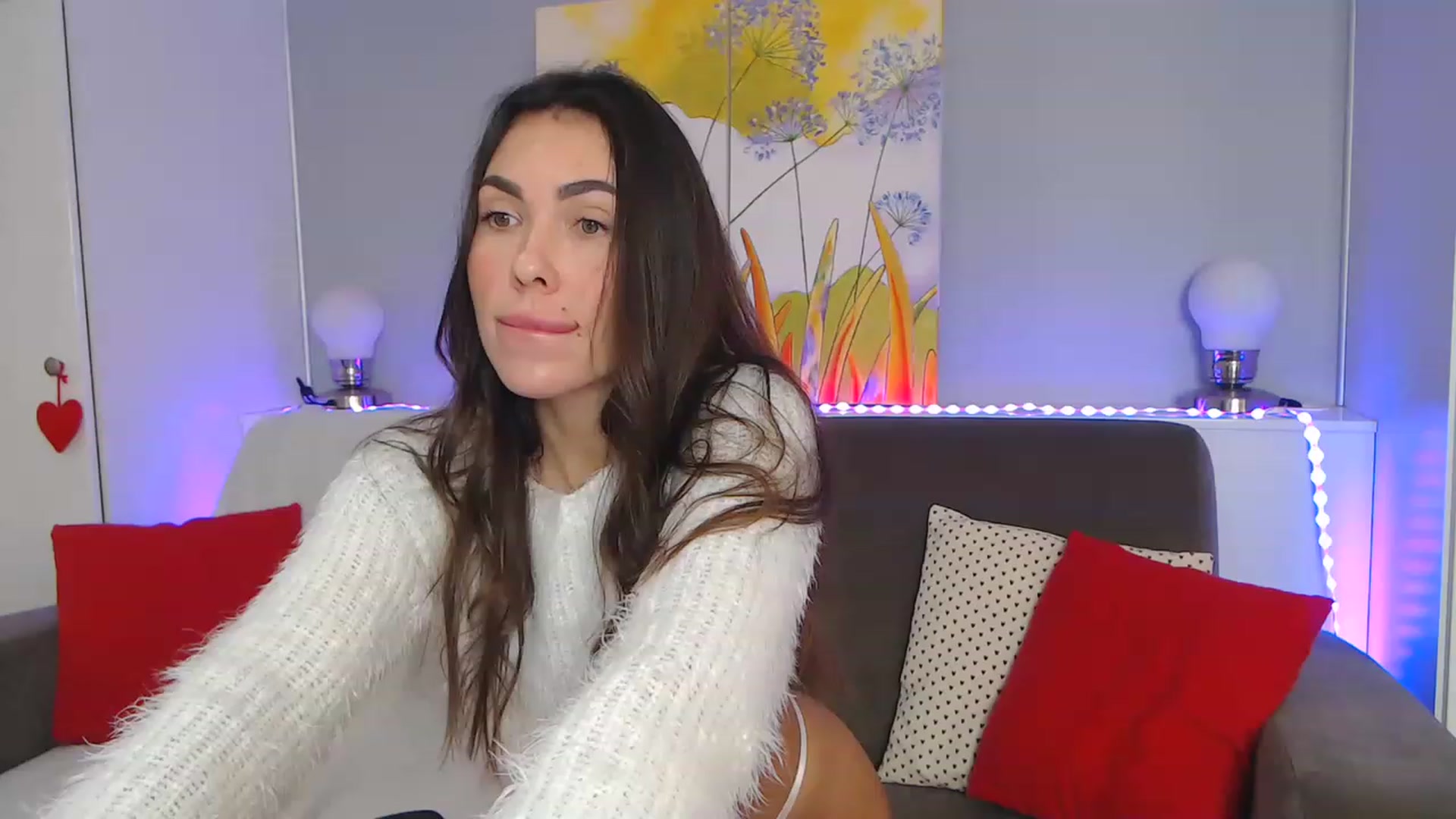 Gallery image thumbnail from VikiEvans's myfreecams stream on, 12/04/2022, 16:26 image 3 of 20