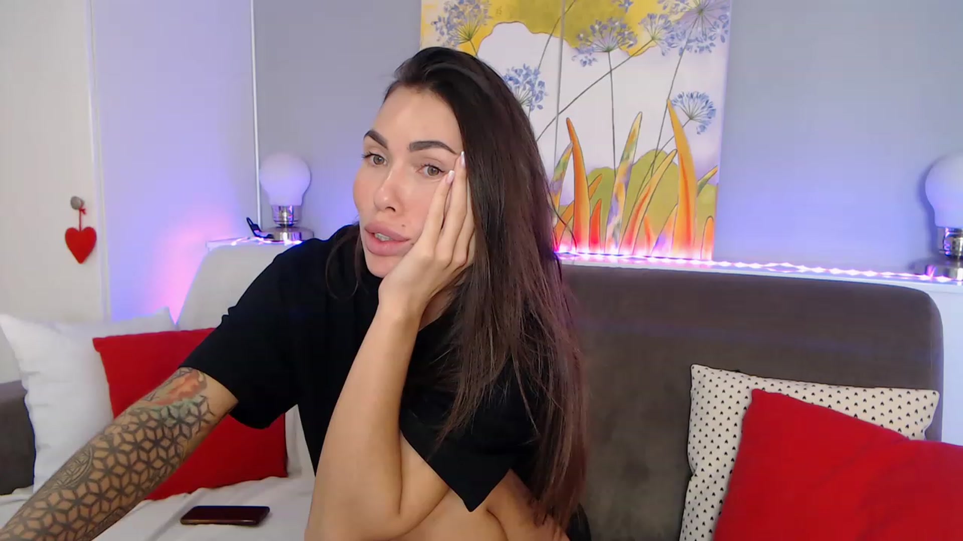 Gallery image thumbnail from VikiEvans's myfreecams stream on, 12/06/2022, 18:44 image 20 of 20