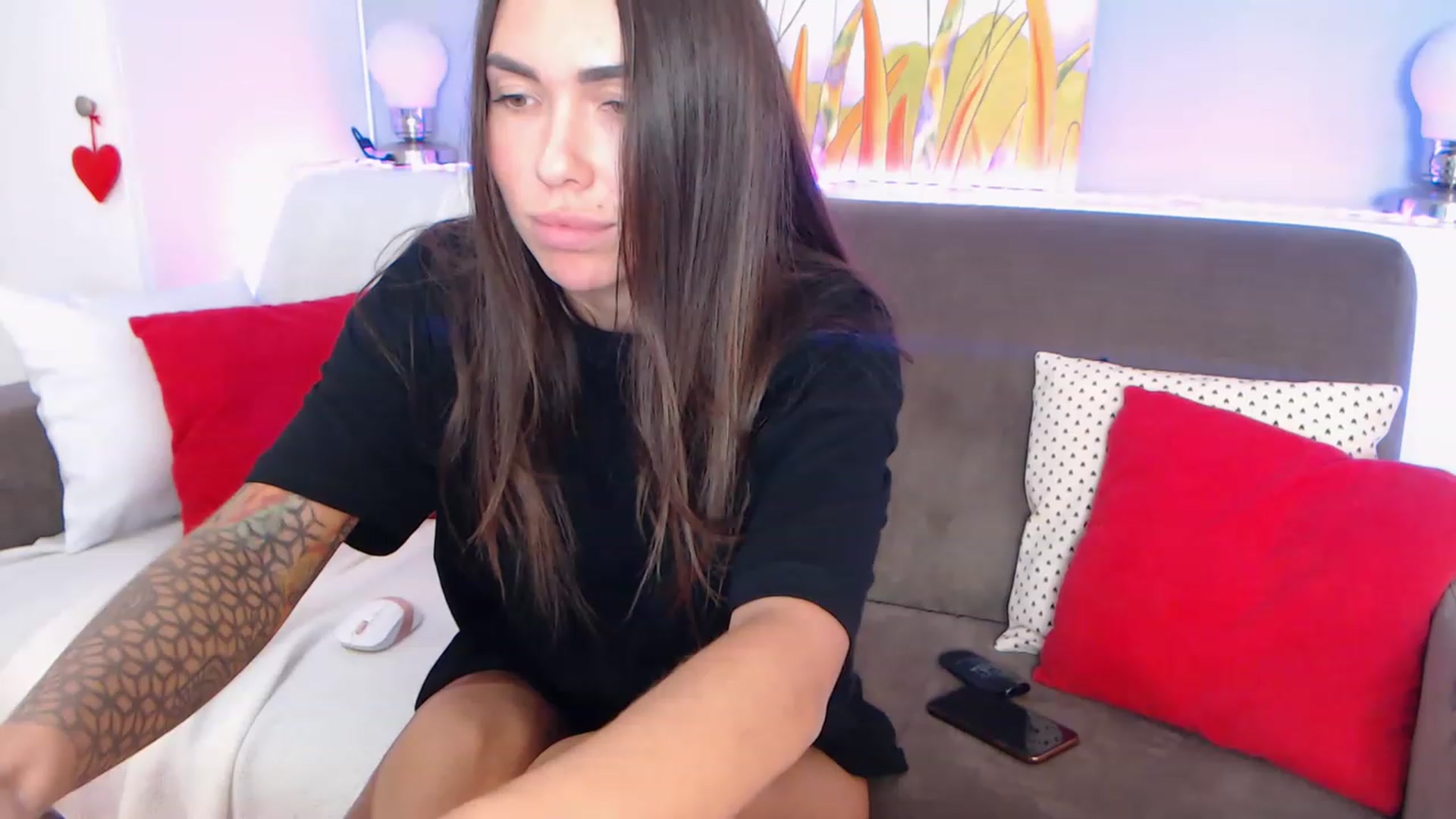 Gallery image thumbnail from VikiEvans's myfreecams stream on, 12/06/2022, 19:52 image 15 of 20