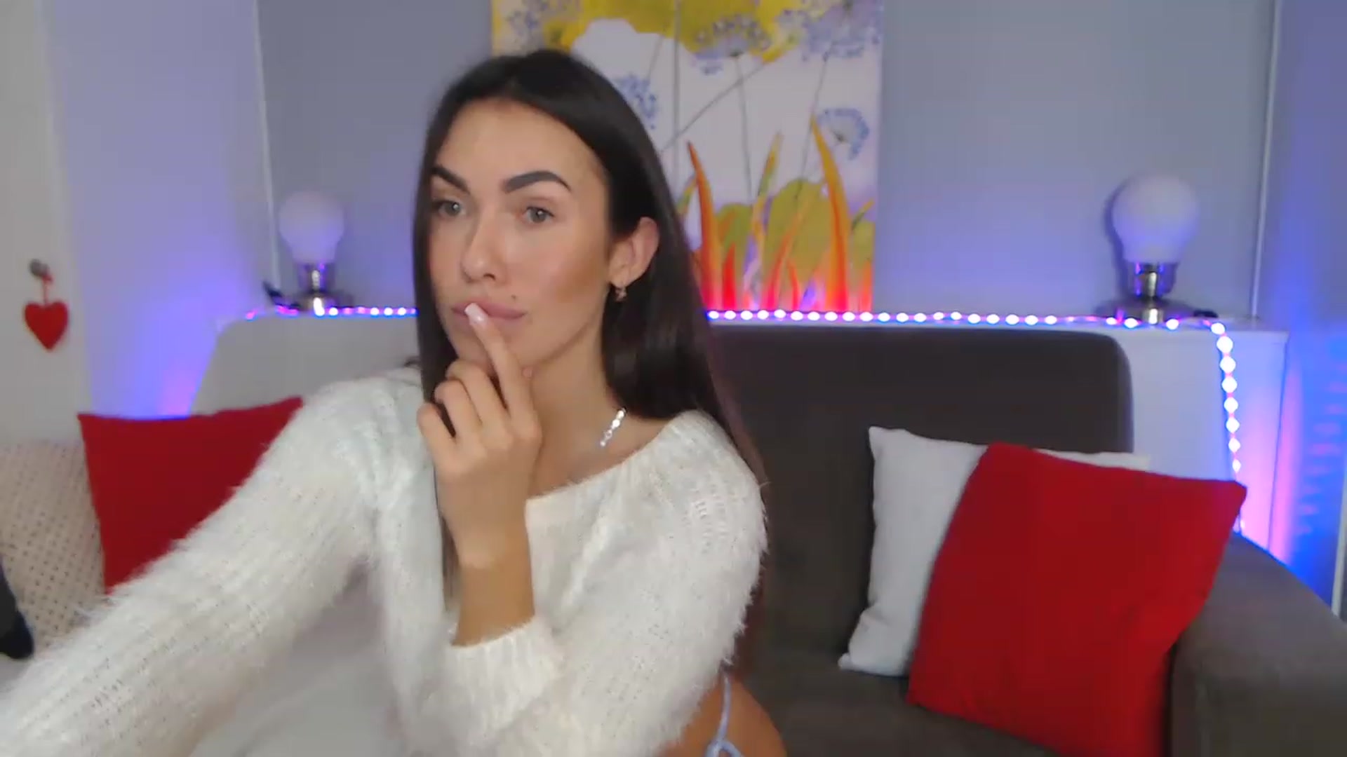 Gallery image thumbnail from VikiEvans's myfreecams stream on, 12/07/2022, 16:44 image 13 of 20