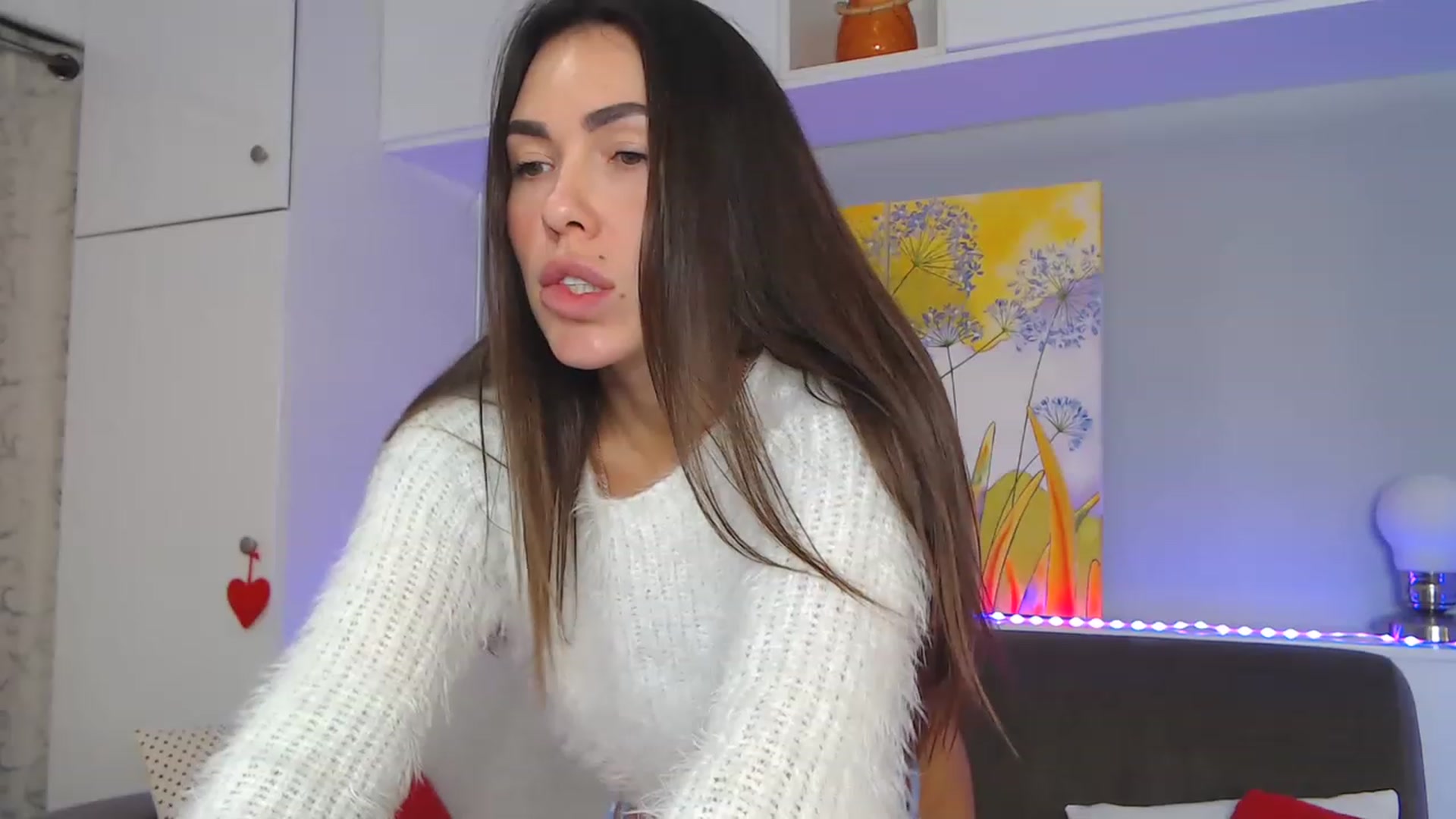 Gallery image thumbnail from VikiEvans's myfreecams stream on, 12/07/2022, 17:22 image 20 of 20