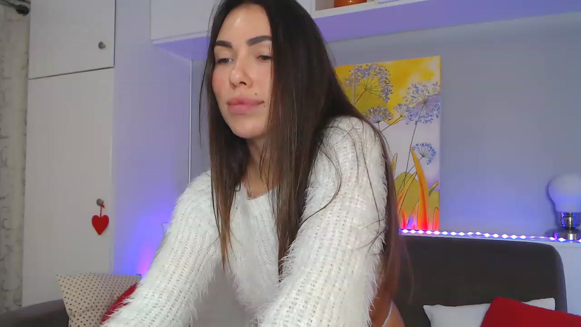 Gallery image thumbnail from VikiEvans's myfreecams stream on, 12/07/2022, 17:22 image 14 of 20
