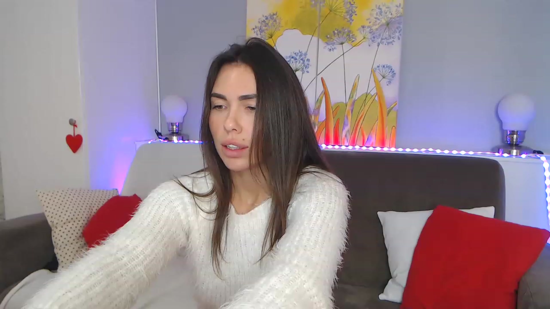 Gallery image thumbnail from VikiEvans's myfreecams stream on, 12/07/2022, 19:04 image 13 of 20