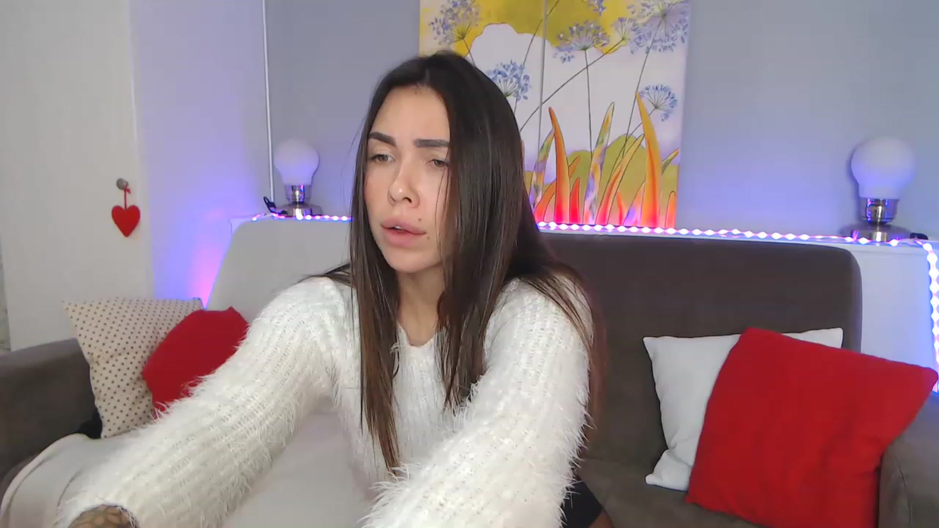 Gallery image thumbnail from VikiEvans's myfreecams stream on, 12/07/2022, 19:04 image 8 of 20
