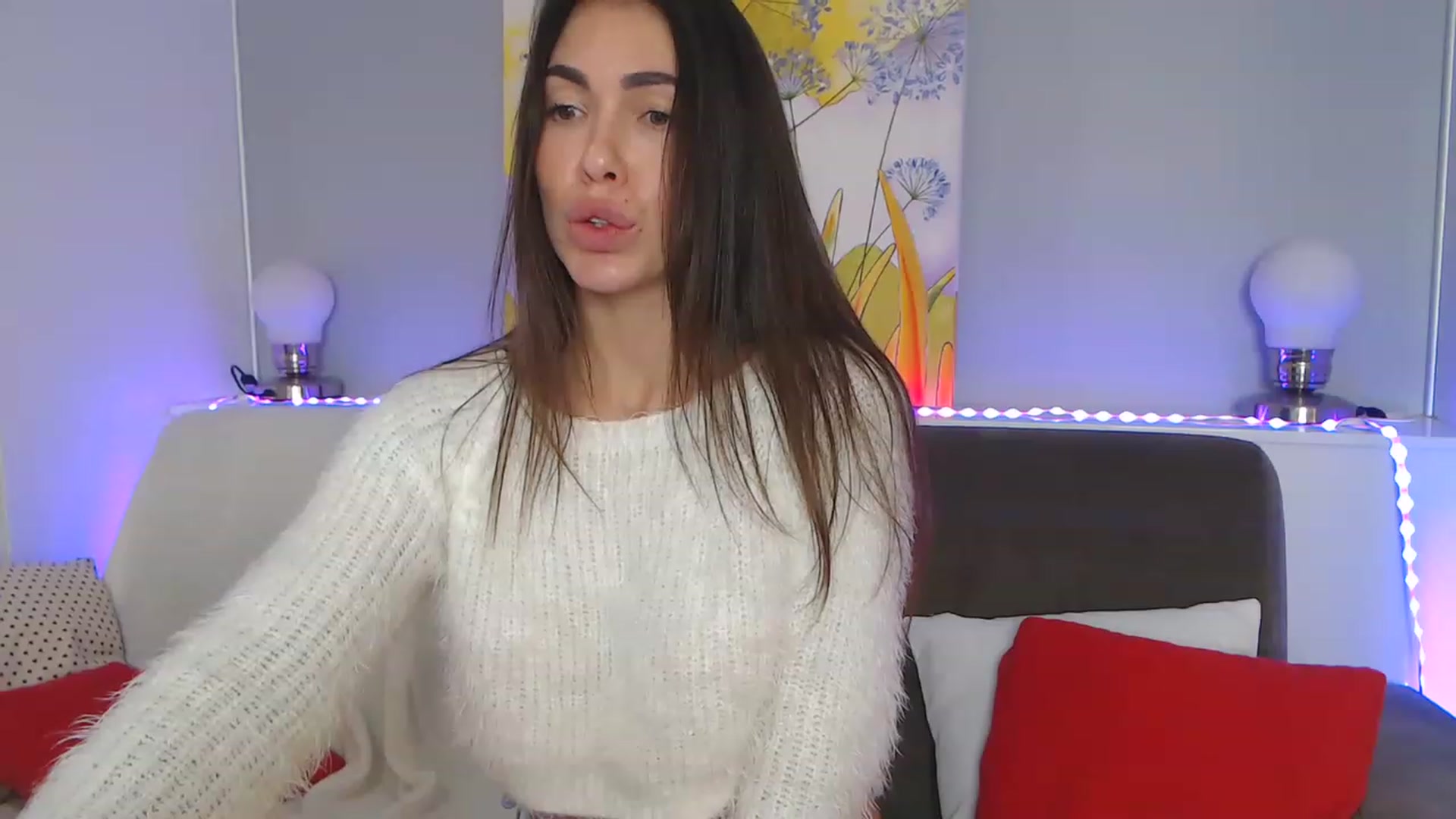 Gallery image thumbnail from VikiEvans's myfreecams stream on, 12/07/2022, 20:10 image 18 of 20