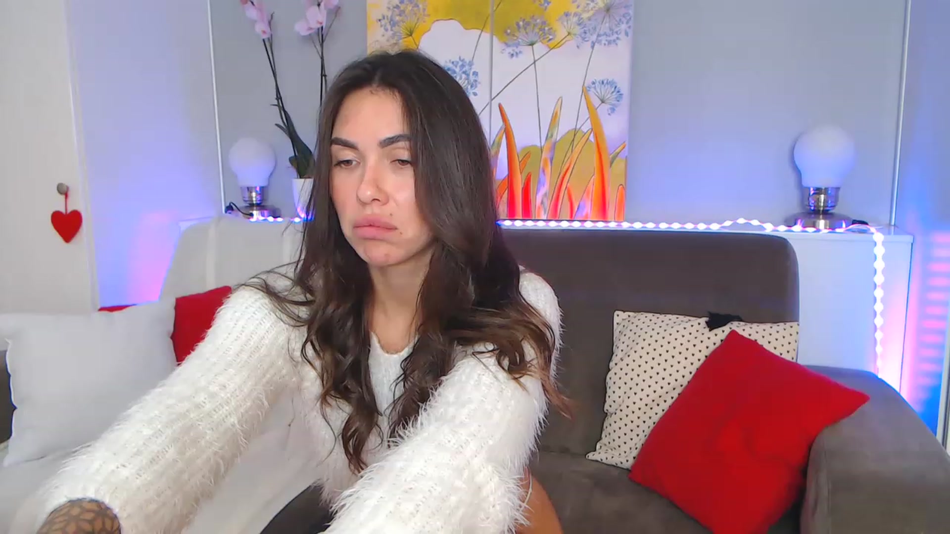 Gallery image thumbnail from VikiEvans's myfreecams stream on, 12/12/2022, 22:05 image 9 of 20