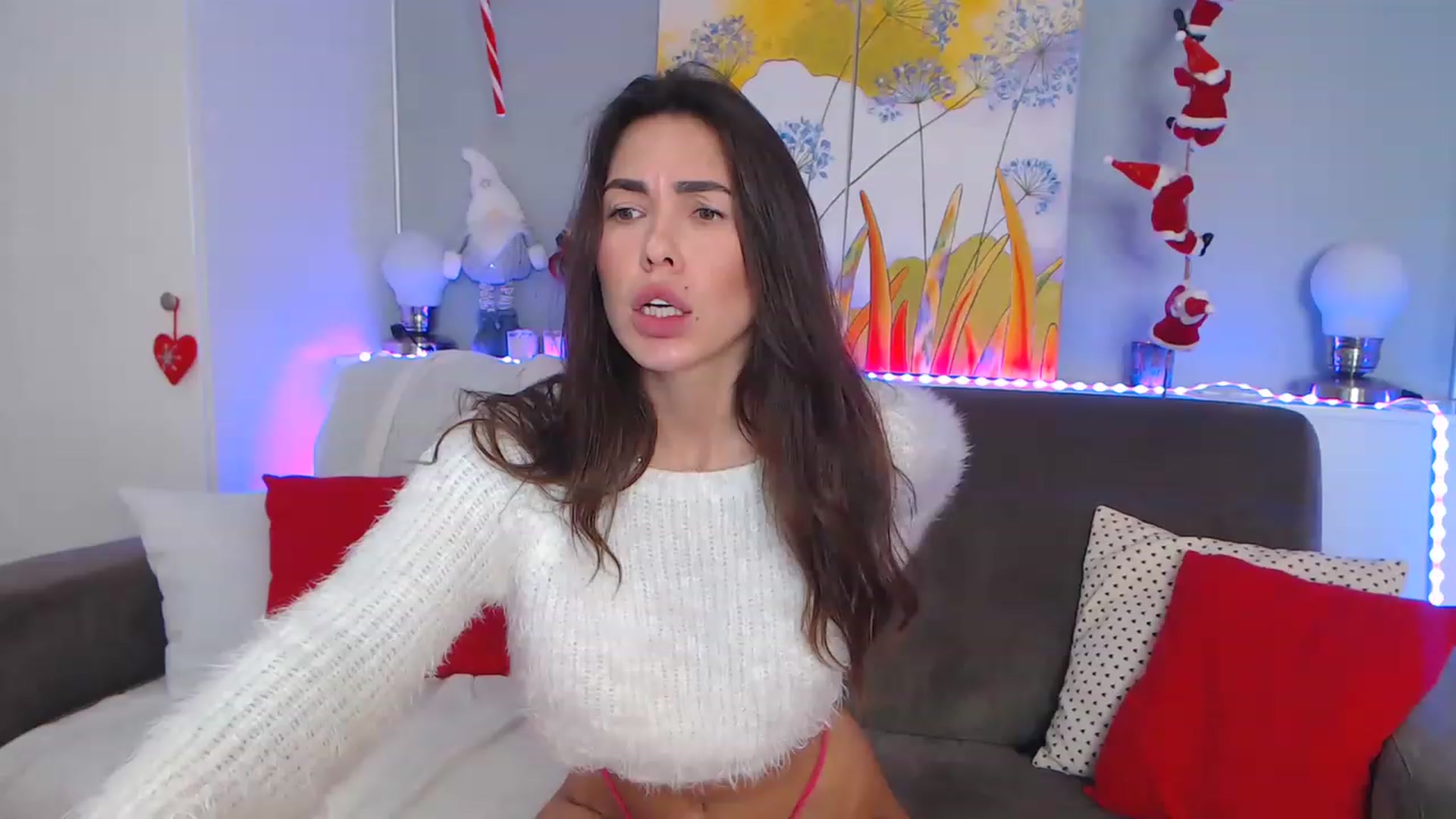 Gallery image thumbnail from VikiEvans's myfreecams stream on, 12/24/2022, 17:45 image 12 of 20