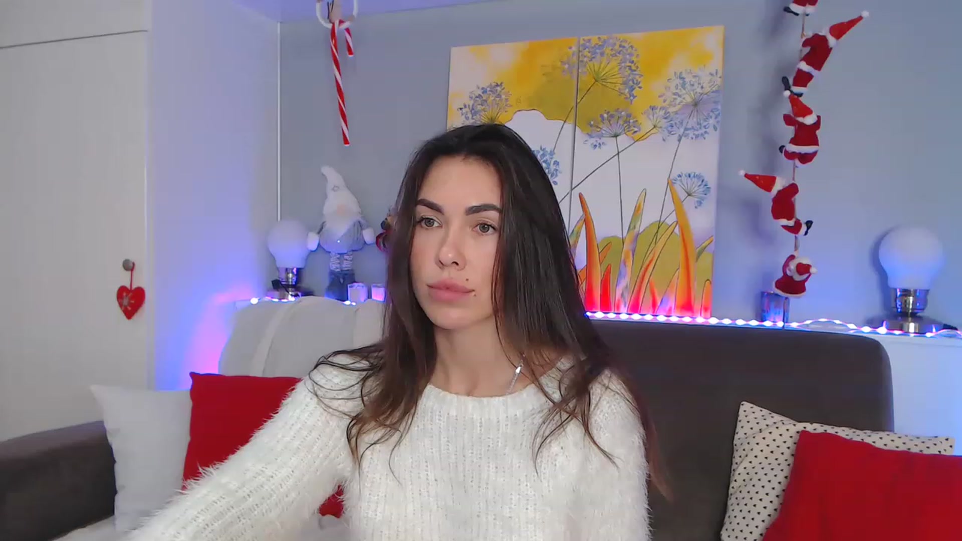 Gallery image thumbnail from VikiEvans's myfreecams stream on, 12/24/2022, 17:45 image 3 of 20