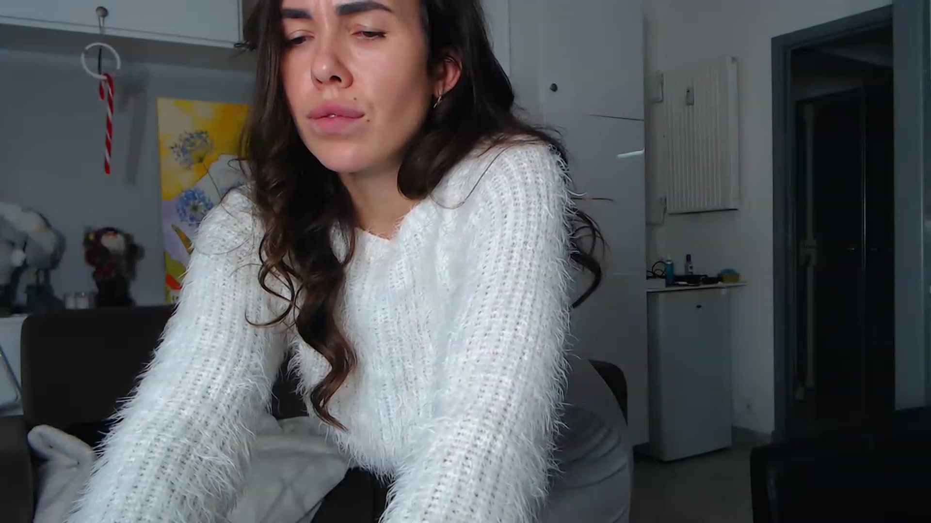 Gallery image thumbnail from VikiEvans's myfreecams stream on, 12/27/2022, 18:13 image 20 of 20
