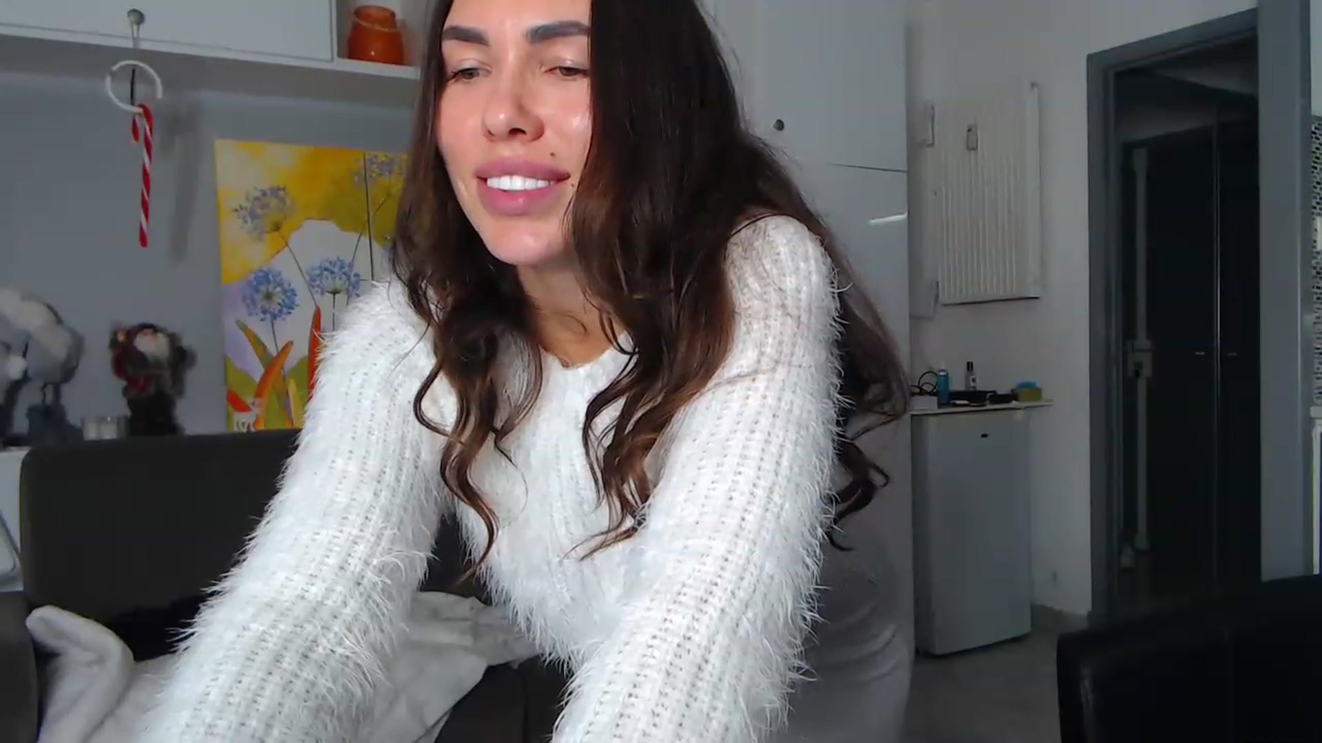 Gallery image thumbnail from VikiEvans's myfreecams stream on, 12/27/2022, 18:13 image 9 of 20