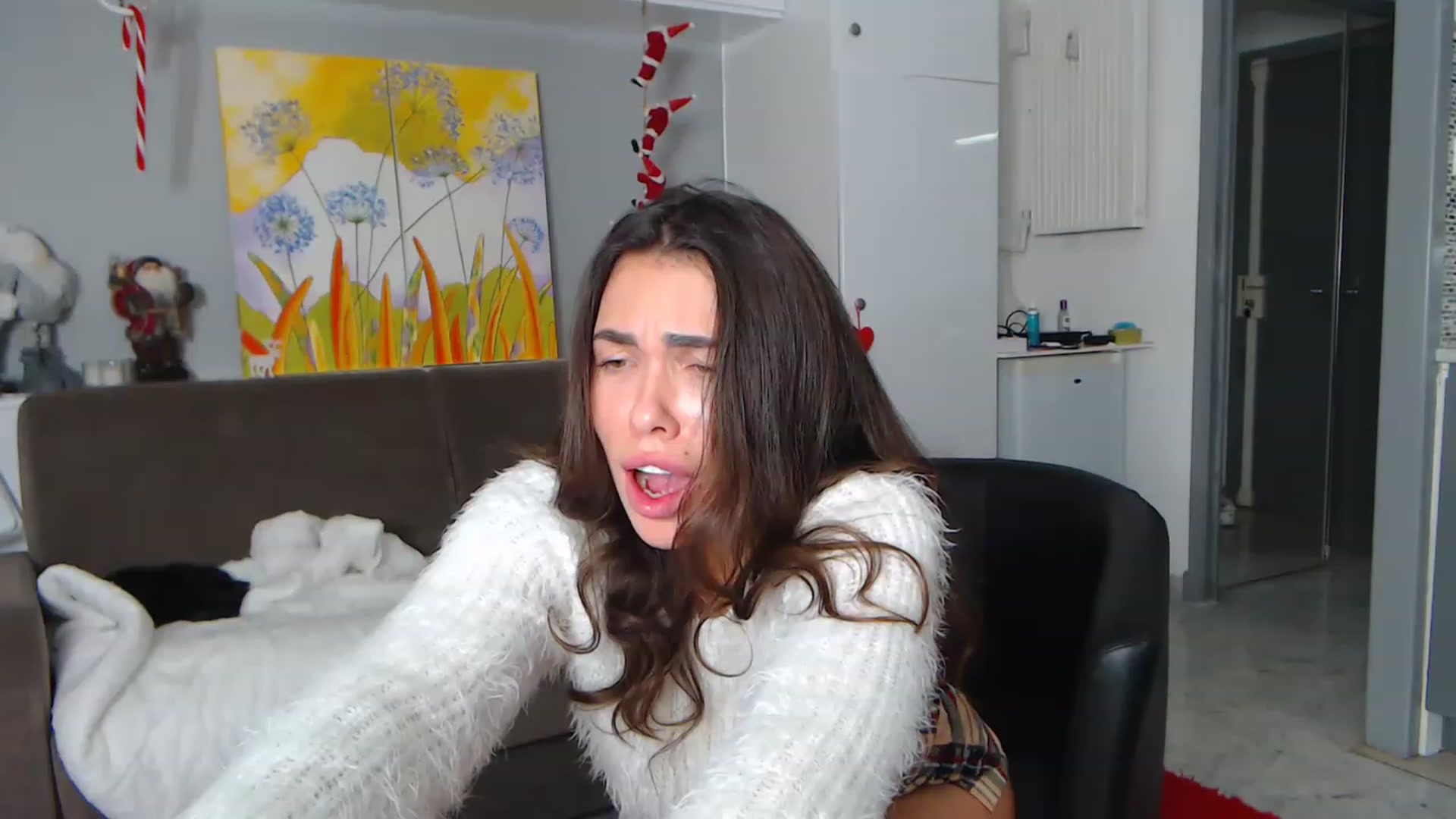 Gallery image thumbnail from VikiEvans's myfreecams stream on, 12/27/2022, 20:58 image 3 of 20