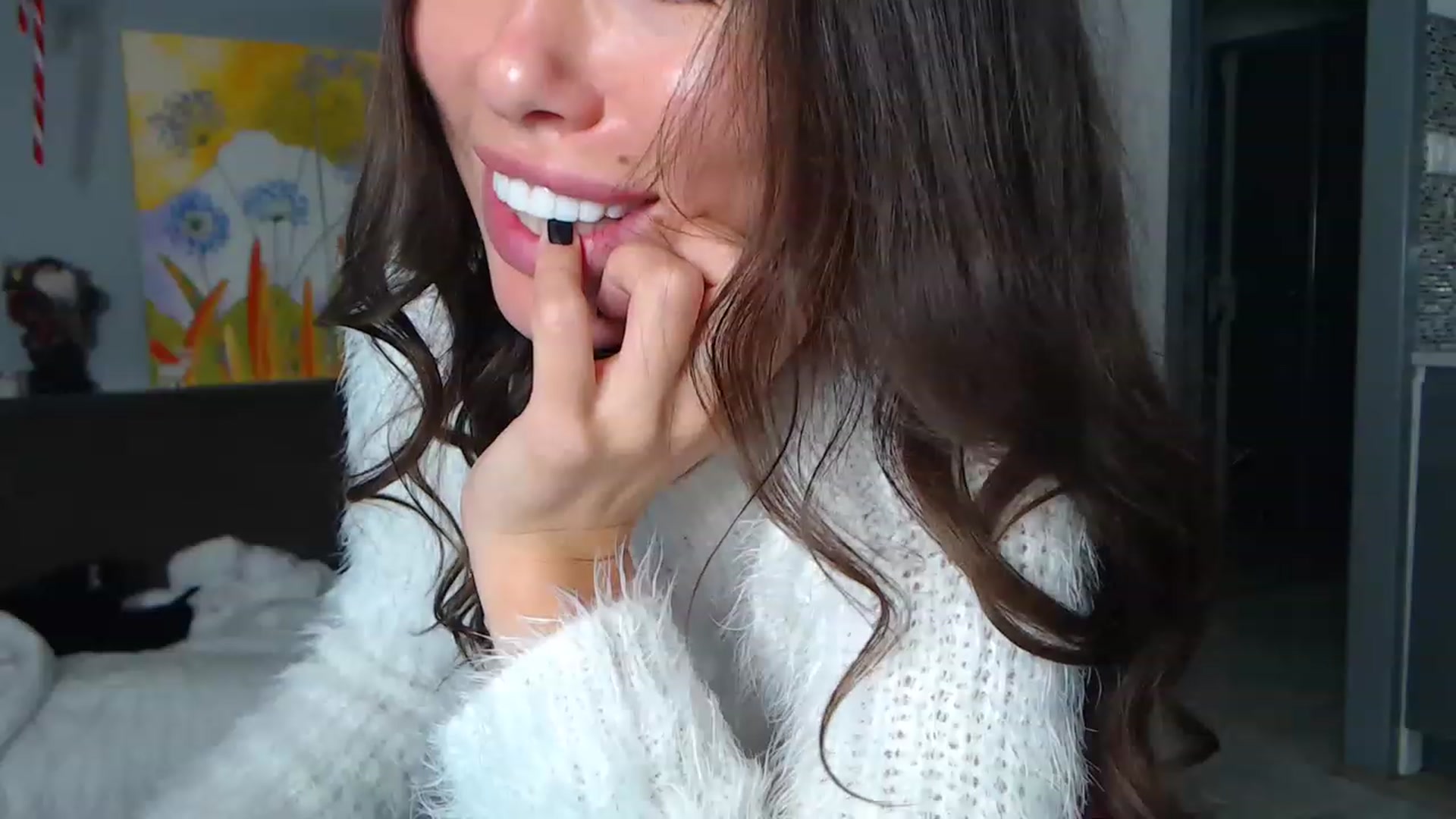 Gallery image thumbnail from VikiEvans's myfreecams stream on, 12/27/2022, 20:58 image 18 of 20