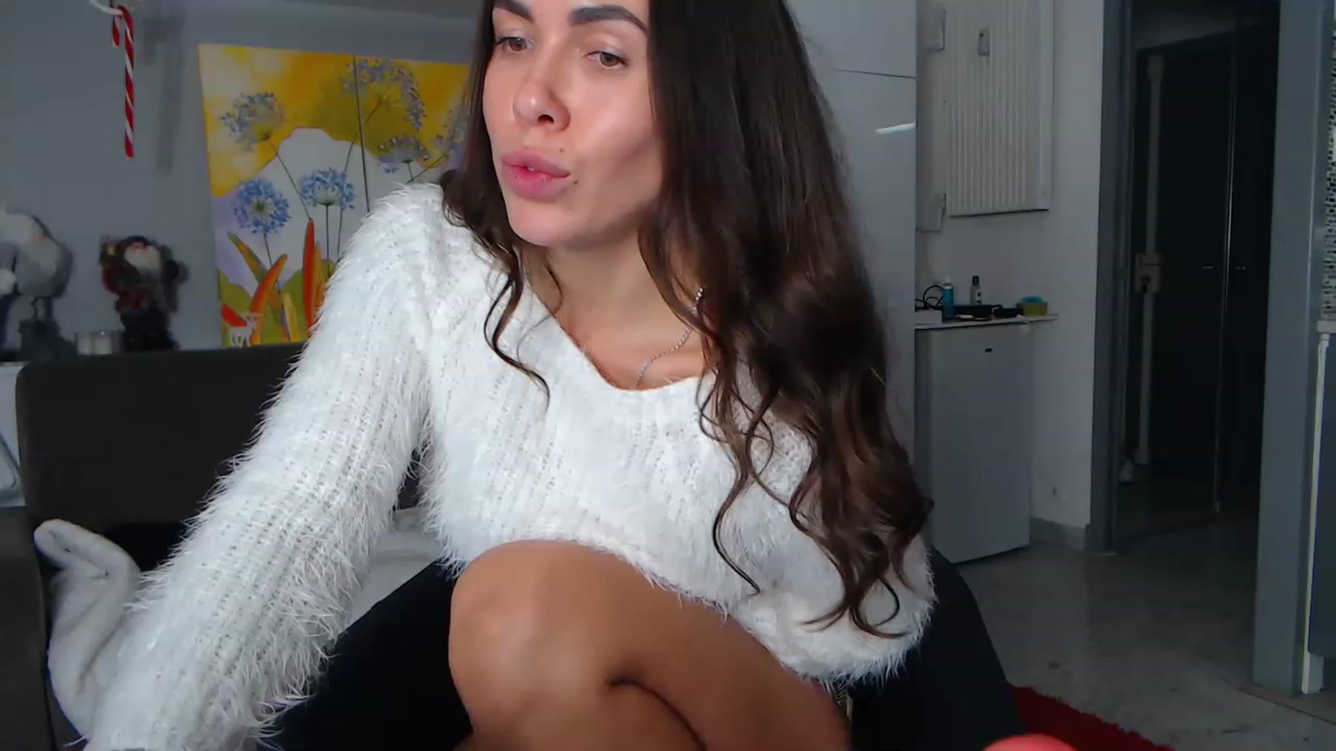 Gallery image thumbnail from VikiEvans's myfreecams stream on, 12/27/2022, 20:58 image 8 of 20