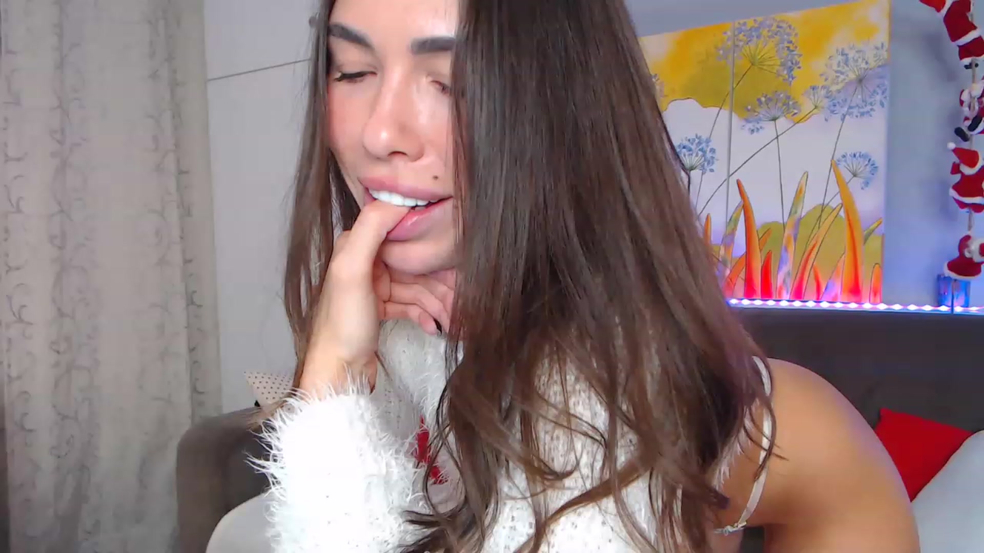 Gallery image thumbnail from VikiEvans's myfreecams stream on, 01/02/2023, 18:26 image 7 of 20