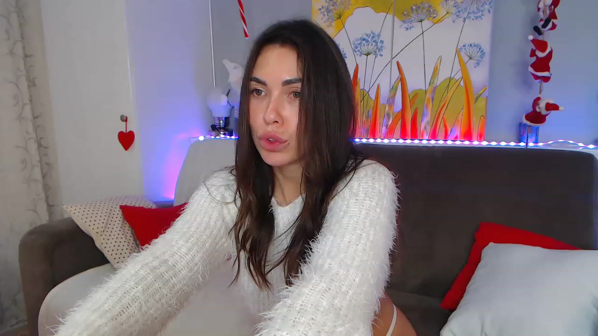 Gallery image thumbnail from VikiEvans's myfreecams stream on, 01/02/2023, 23:24 image 14 of 20