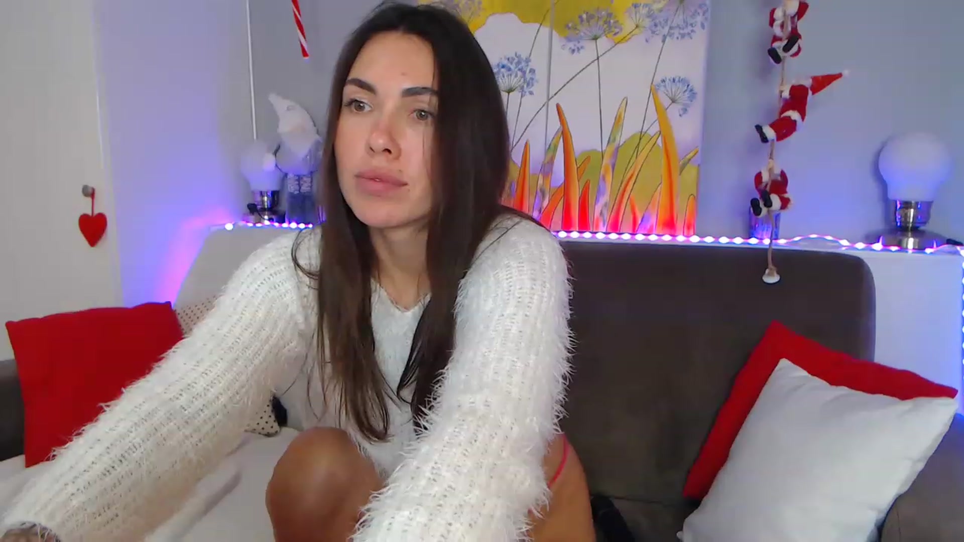 Gallery image thumbnail from VikiEvans's myfreecams stream on, 01/05/2023, 21:21 image 14 of 20