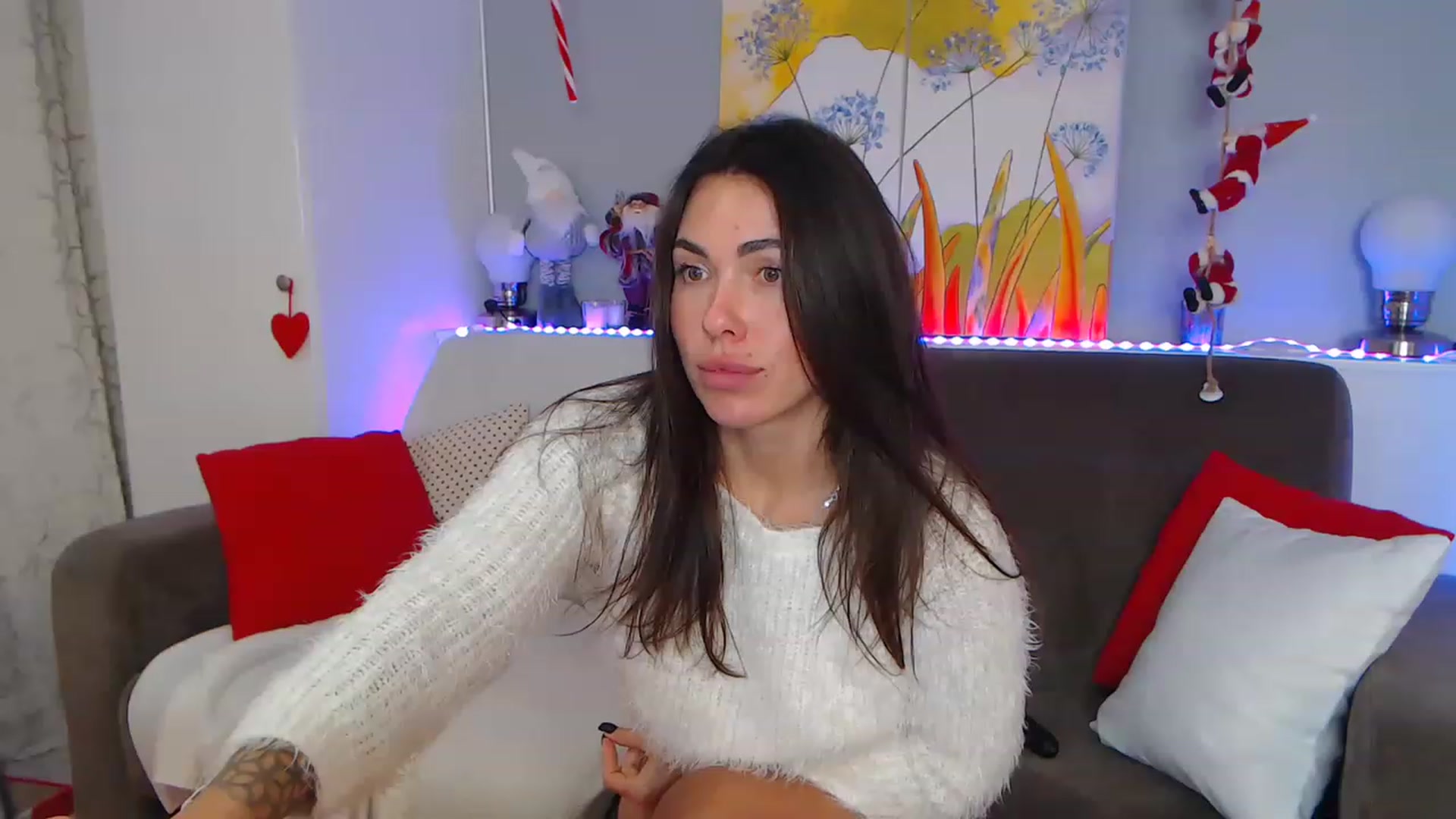 Gallery image thumbnail from VikiEvans's myfreecams stream on, 01/05/2023, 21:21 image 9 of 20
