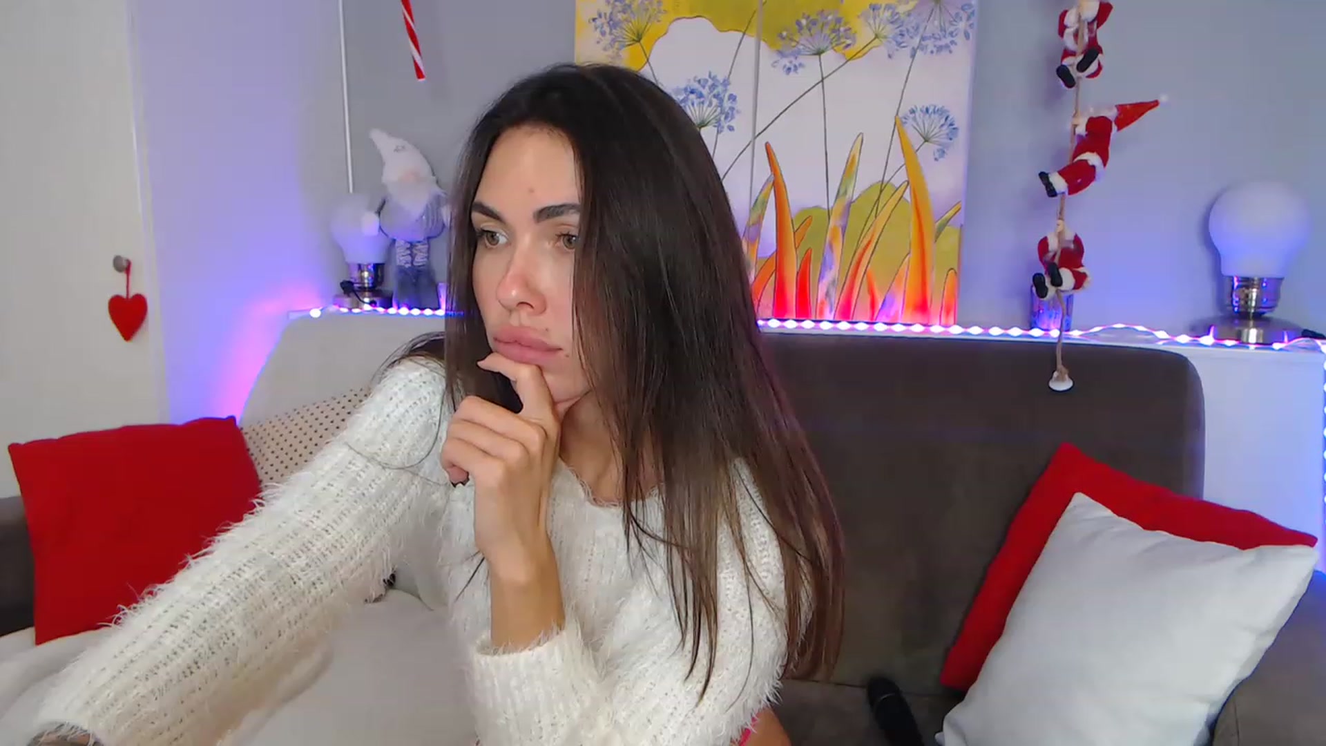 Gallery image thumbnail from VikiEvans's myfreecams stream on, 01/05/2023, 21:21 image 11 of 20