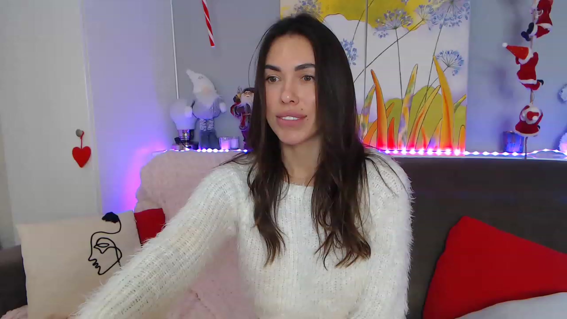 Gallery image thumbnail from VikiEvans's myfreecams stream on, 01/09/2023, 19:43 image 6 of 20