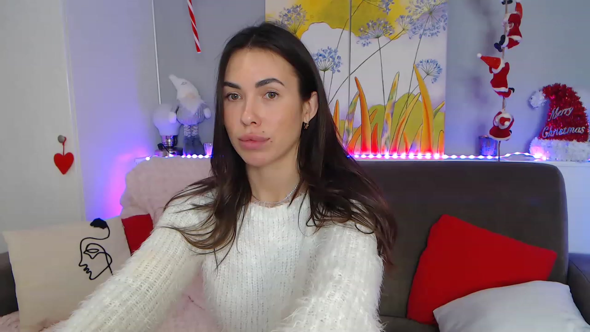 Gallery image thumbnail from VikiEvans's myfreecams stream on, 01/09/2023, 19:43 image 3 of 20