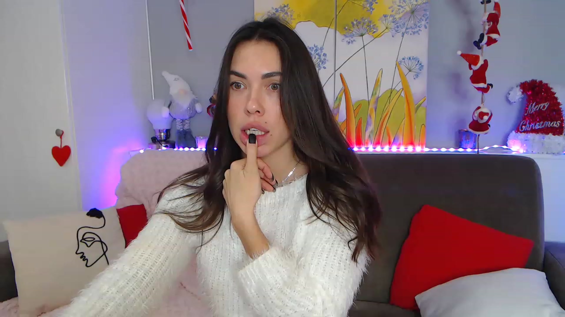 Gallery image thumbnail from VikiEvans's myfreecams stream on, 01/09/2023, 19:43 image 2 of 20