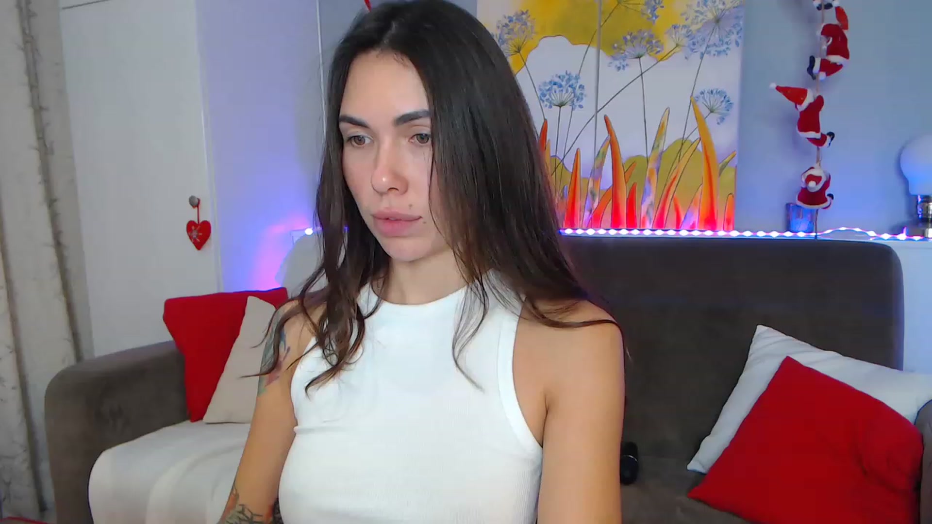 Gallery image thumbnail from VikiEvans's myfreecams stream on, 01/15/2023, 22:47 image 12 of 20