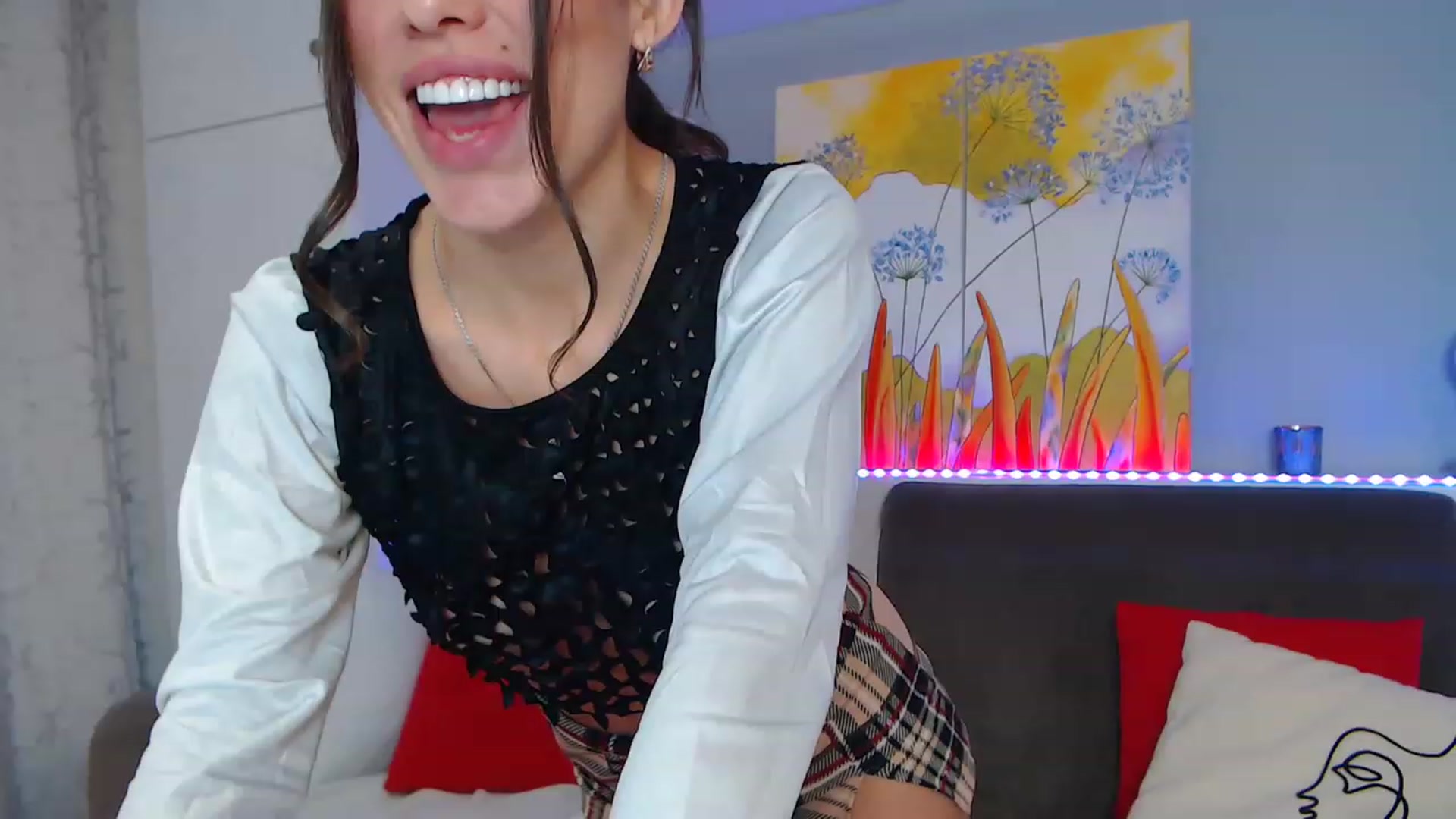 Gallery image thumbnail from VikiEvans's myfreecams stream on, 01/17/2023, 17:04 image 5 of 20