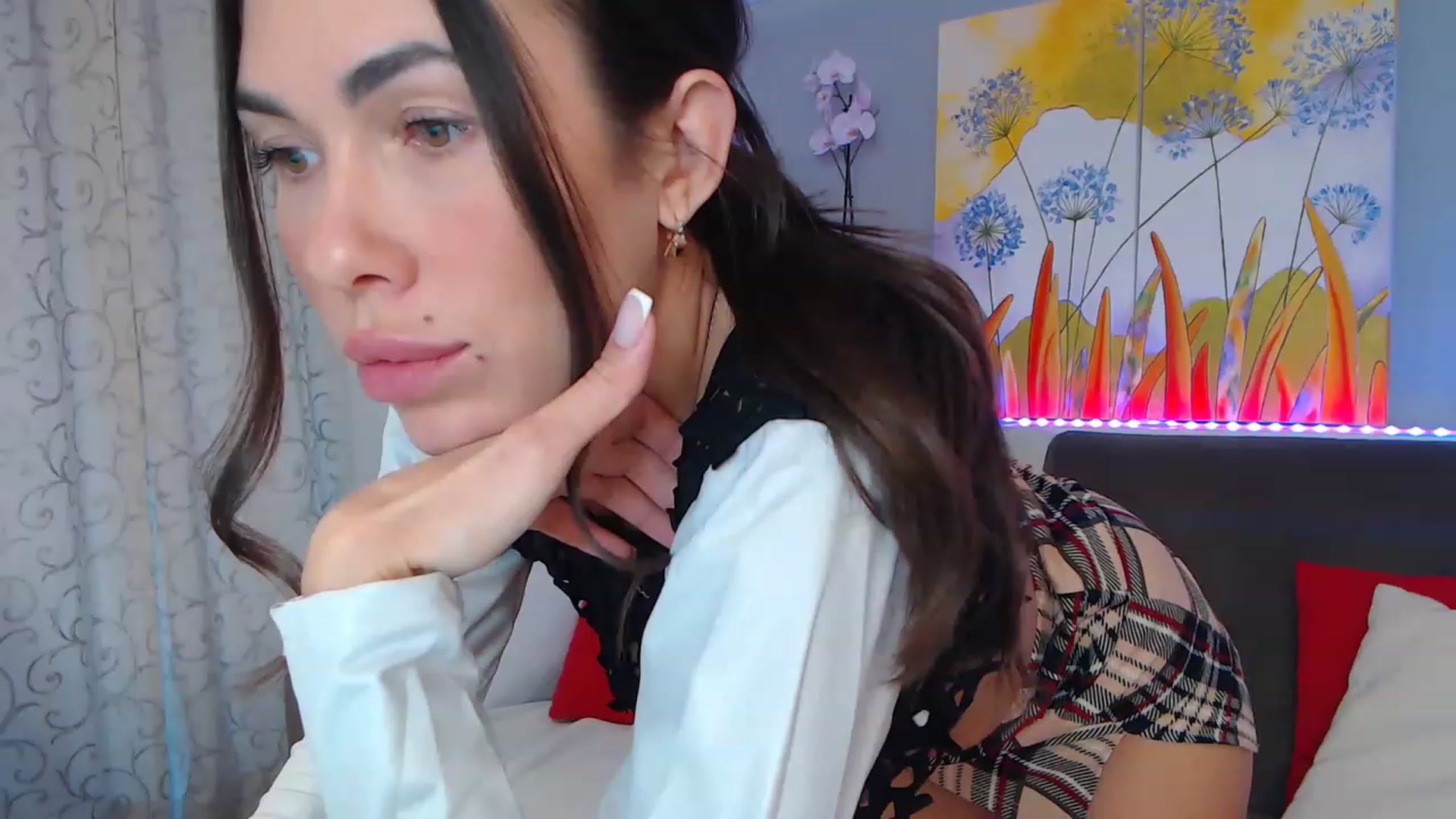 Gallery image thumbnail from VikiEvans's myfreecams stream on, 01/17/2023, 17:04 image 1 of 20