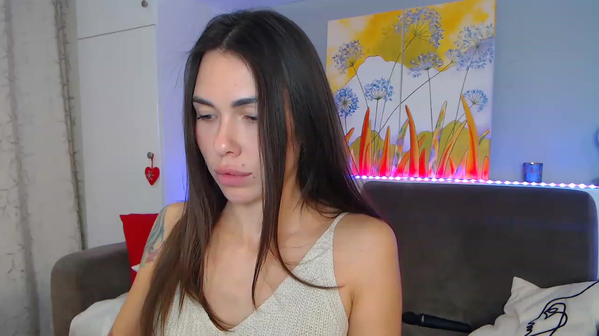 Gallery image thumbnail from VikiEvans's myfreecams stream on, 01/21/2023, 21:33 image 11 of 20