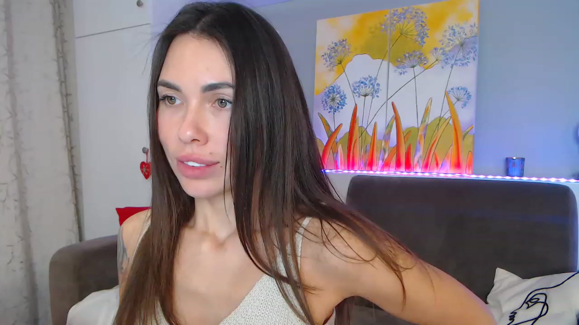 Gallery image thumbnail from VikiEvans's myfreecams stream on, 01/21/2023, 21:33 image 14 of 20