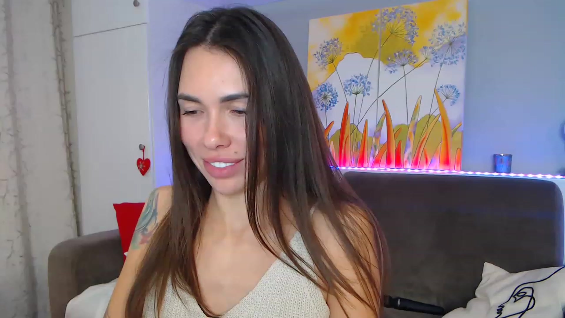 Gallery image thumbnail from VikiEvans's myfreecams stream on, 01/21/2023, 21:33 image 12 of 20