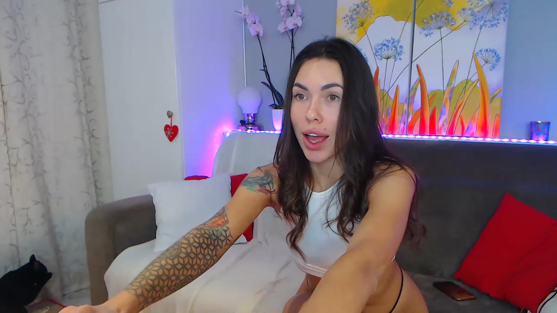 Gallery image thumbnail from VikiEvans's myfreecams stream on, 01/22/2023, 23:03 image 10 of 20