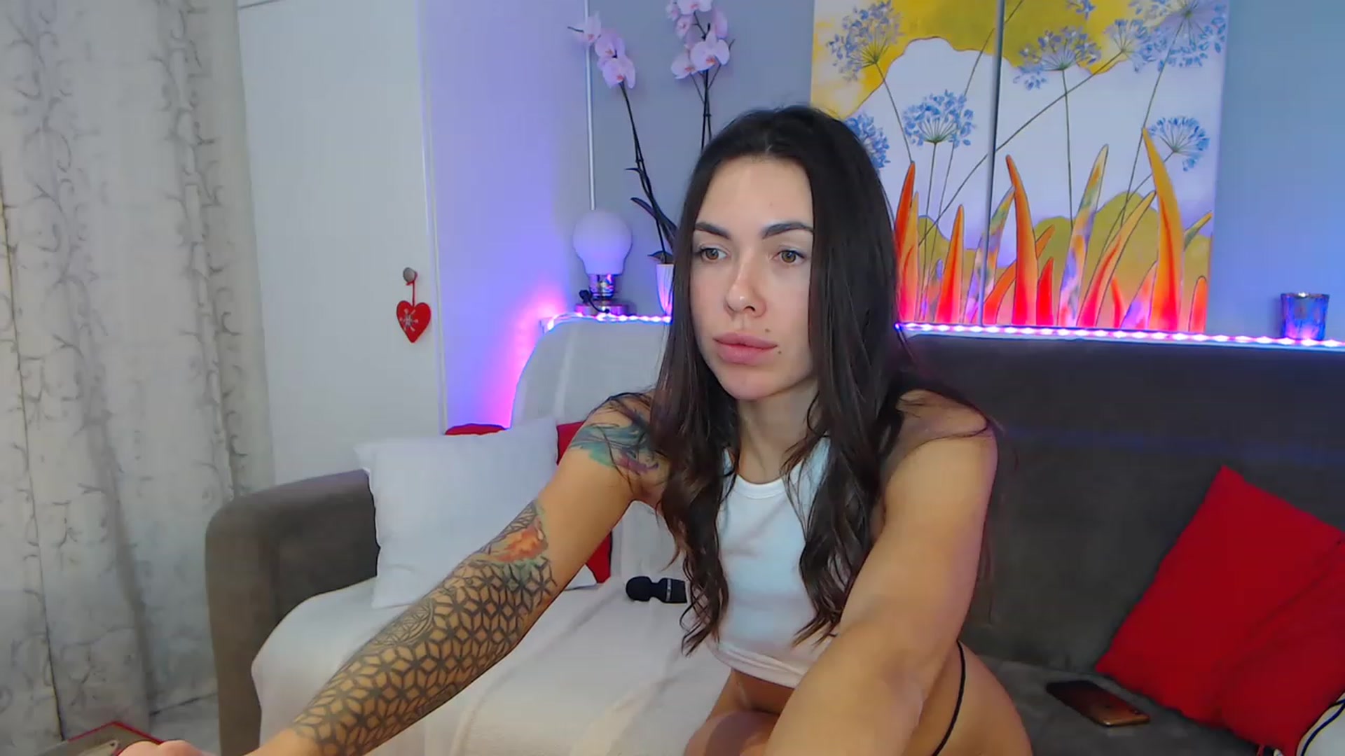 Gallery image thumbnail from VikiEvans's myfreecams stream on, 01/22/2023, 23:03 image 8 of 20