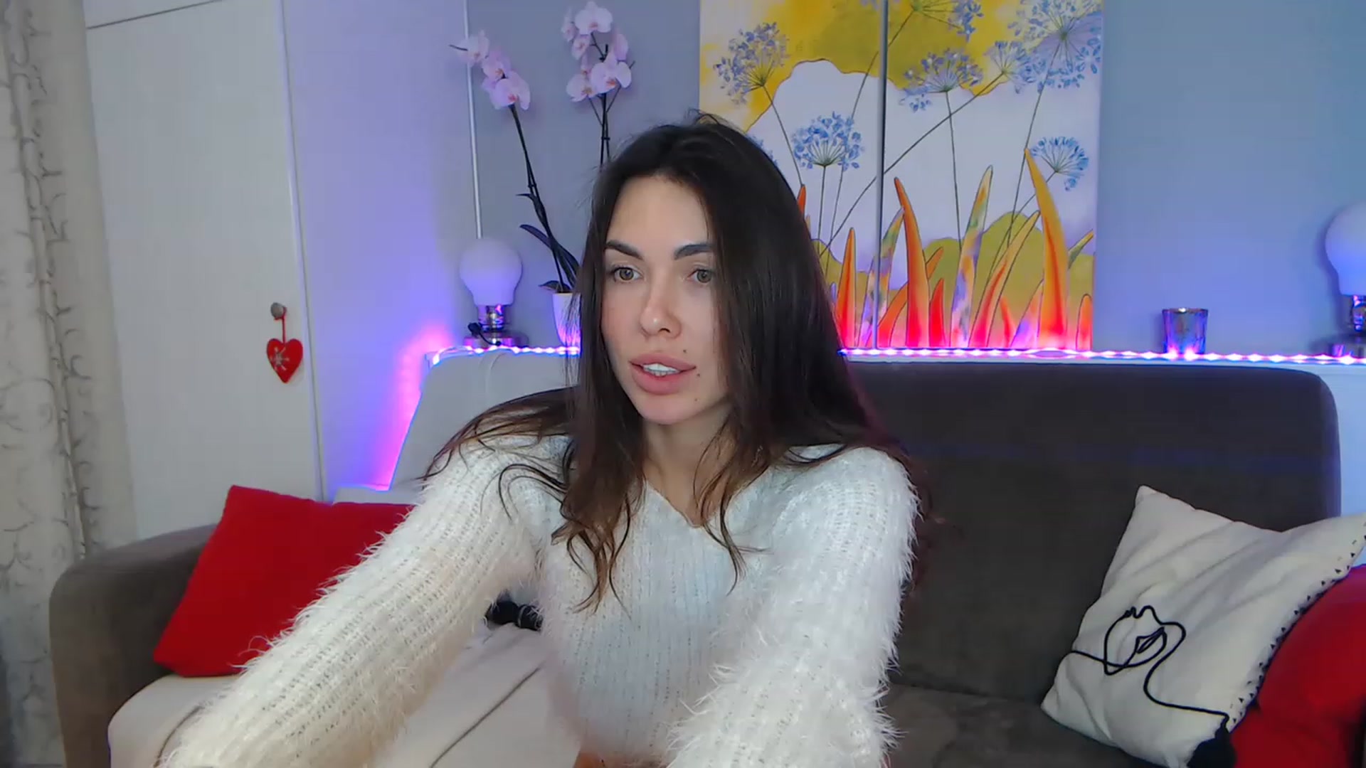 Gallery image thumbnail from VikiEvans's myfreecams stream on, 01/25/2023, 22:00 image 11 of 20