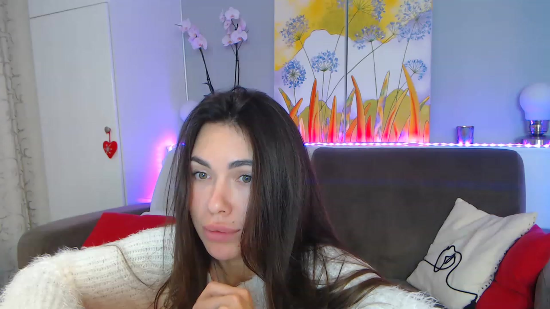 Gallery image thumbnail from VikiEvans's myfreecams stream on, 01/25/2023, 23:49 image 19 of 20