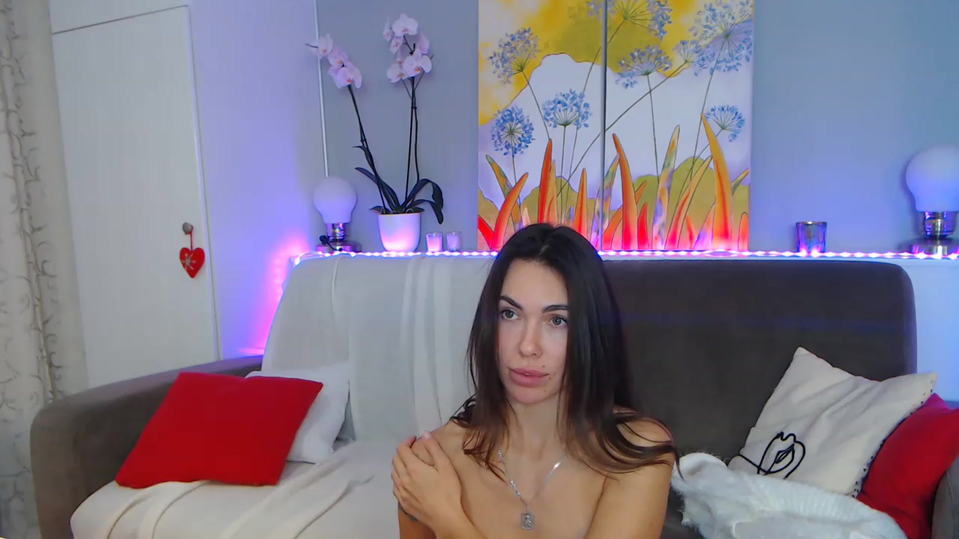Gallery image thumbnail from VikiEvans's myfreecams stream on, 01/26/2023, 24:18 image 9 of 20
