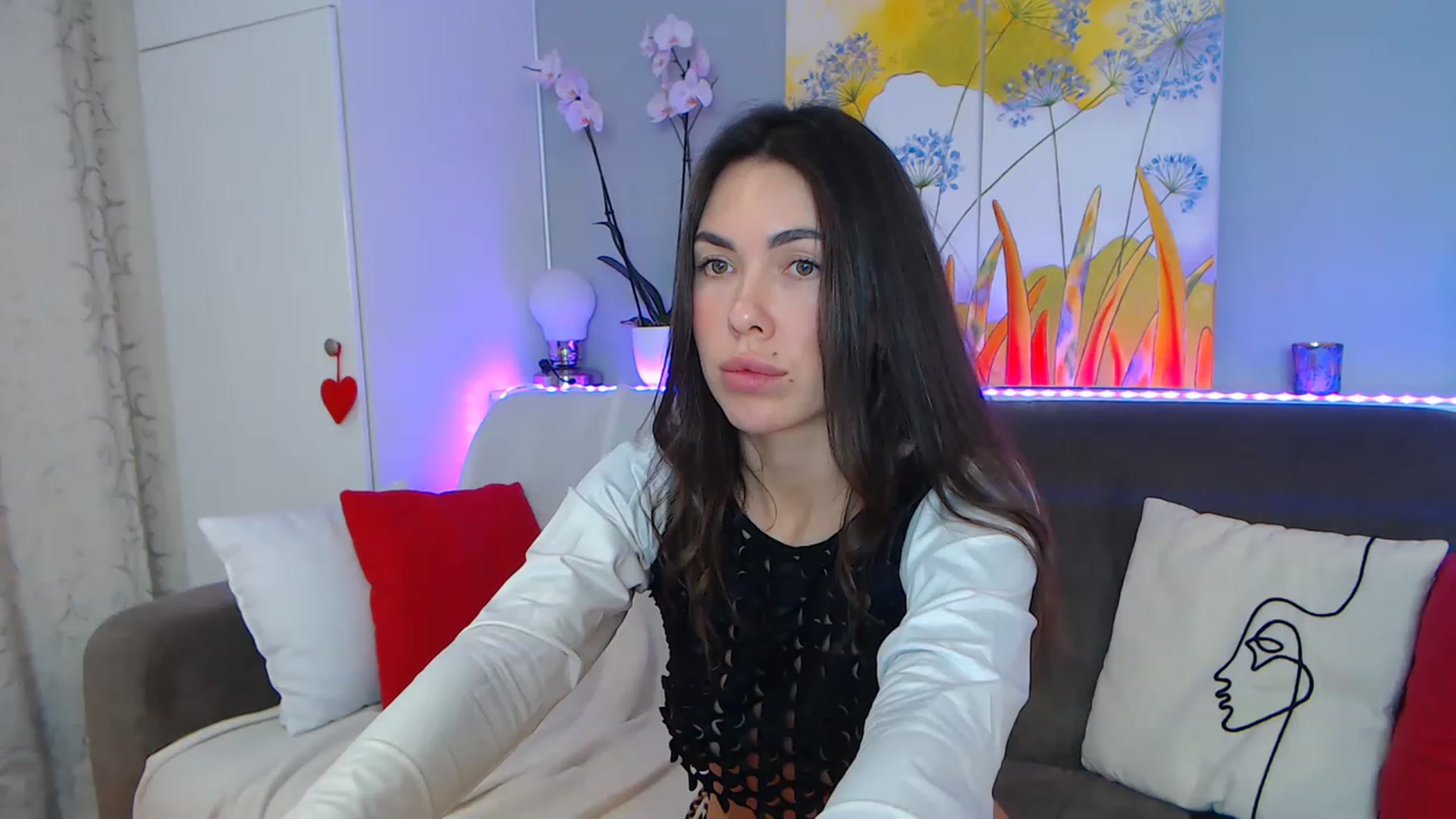 Gallery image thumbnail from VikiEvans's myfreecams stream on, 01/28/2023, 17:41 image 20 of 20