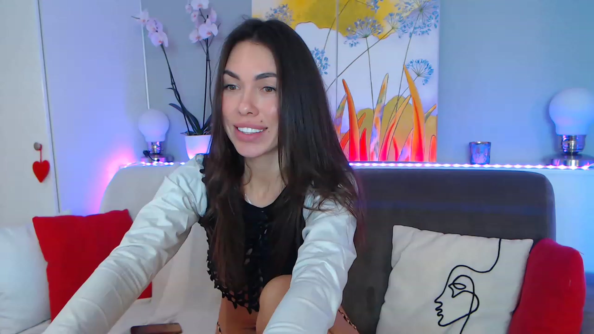 Gallery image thumbnail from VikiEvans's myfreecams stream on, 01/28/2023, 19:51 image 6 of 20
