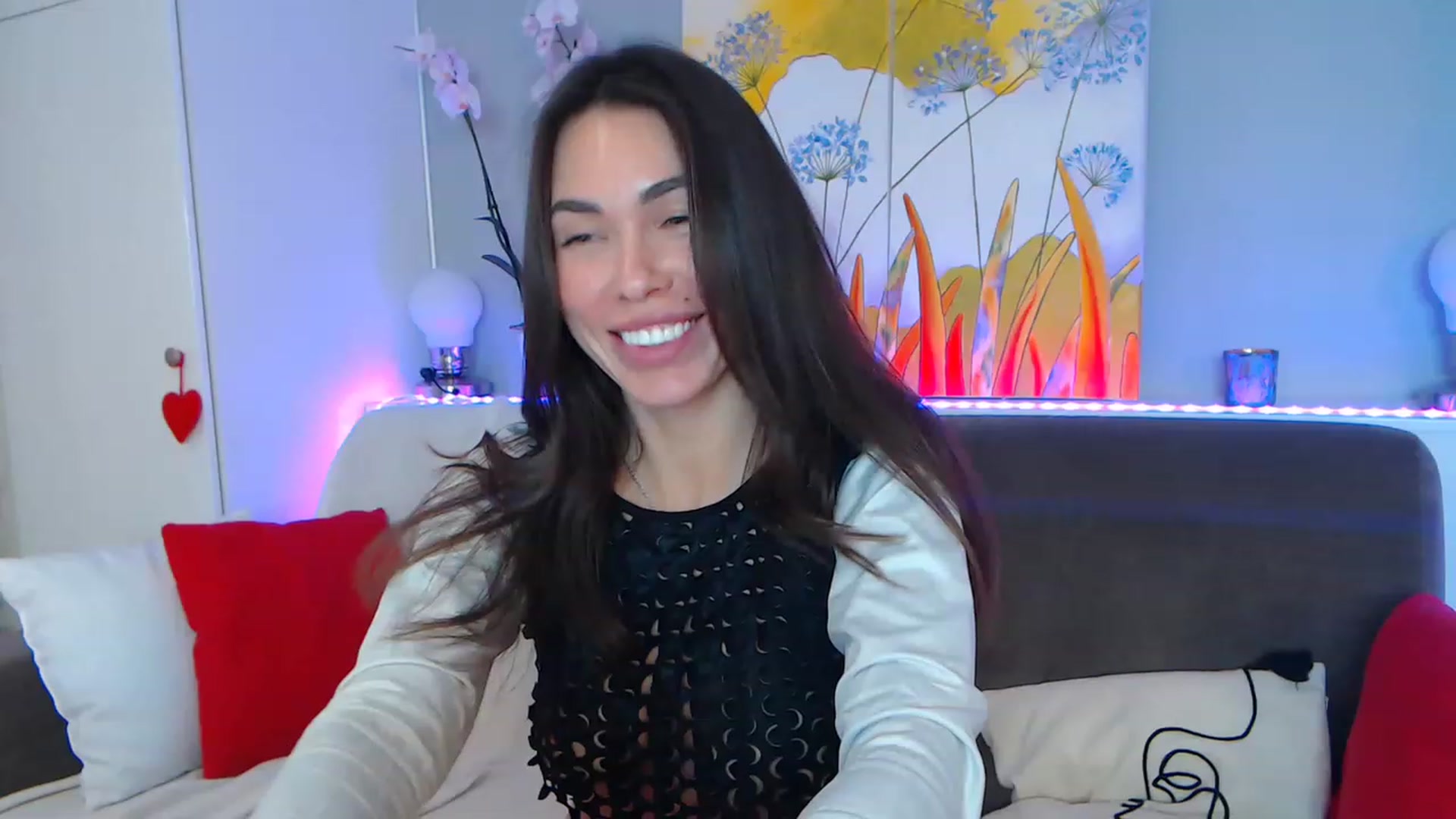 Gallery image thumbnail from VikiEvans's myfreecams stream on, 01/28/2023, 22:02 image 7 of 20