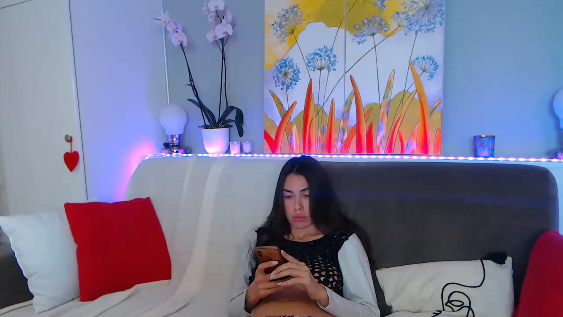 Gallery image thumbnail from VikiEvans's myfreecams stream on, 01/28/2023, 22:02 image 3 of 20