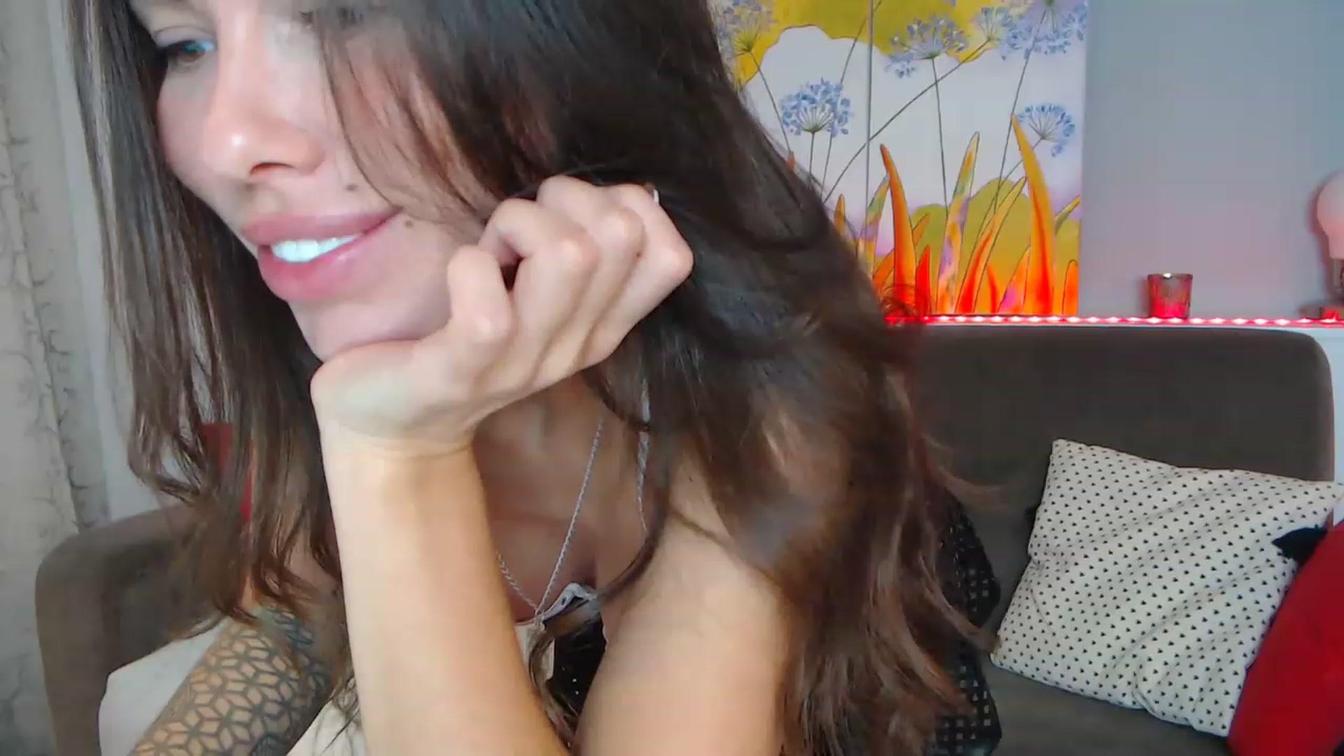 Gallery image thumbnail from VikiEvans's myfreecams stream on, 02/03/2023, 16:22 image 20 of 20