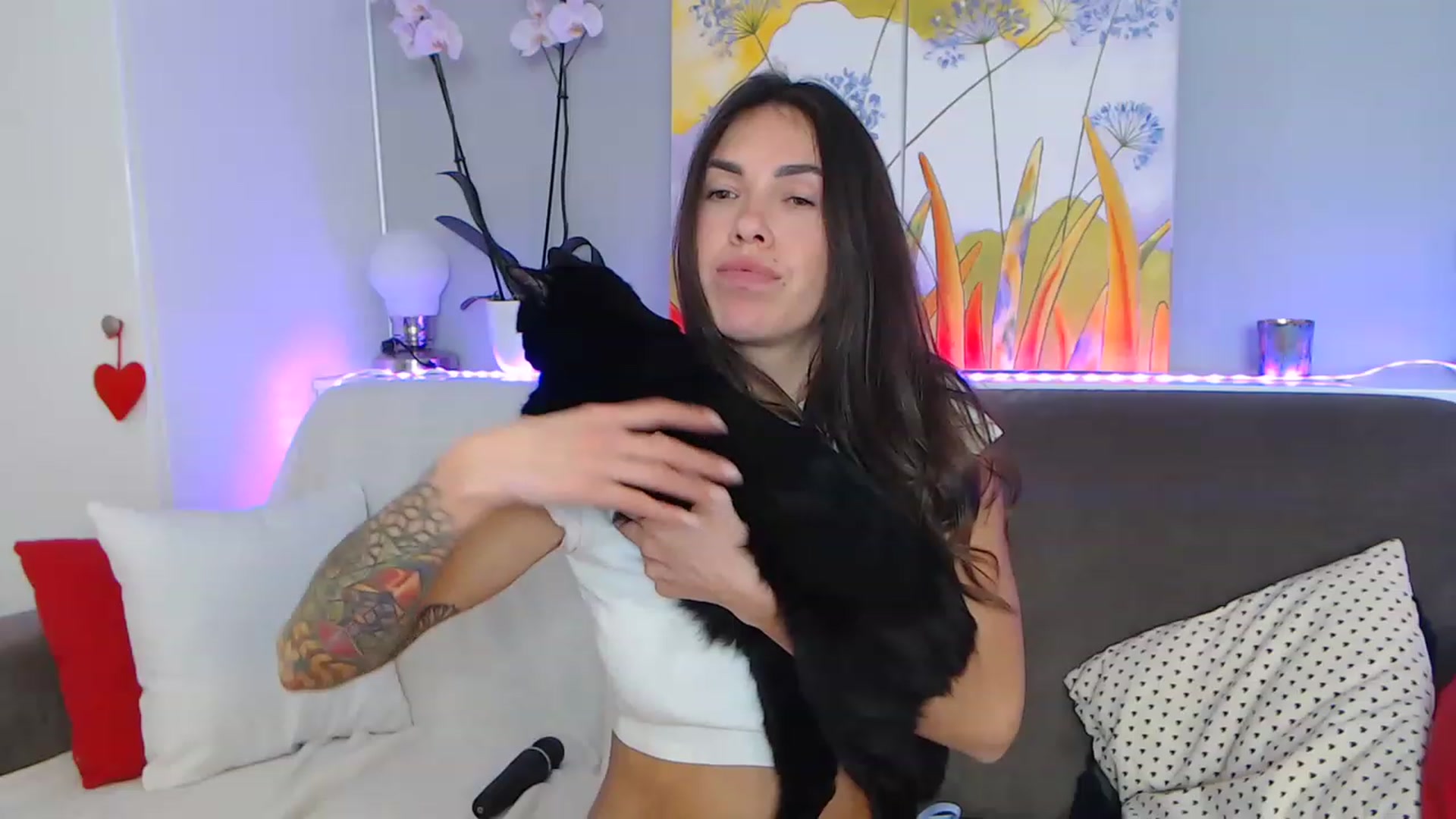 Gallery image thumbnail from VikiEvans's myfreecams stream on, 02/11/2023, 22:44 image 2 of 20