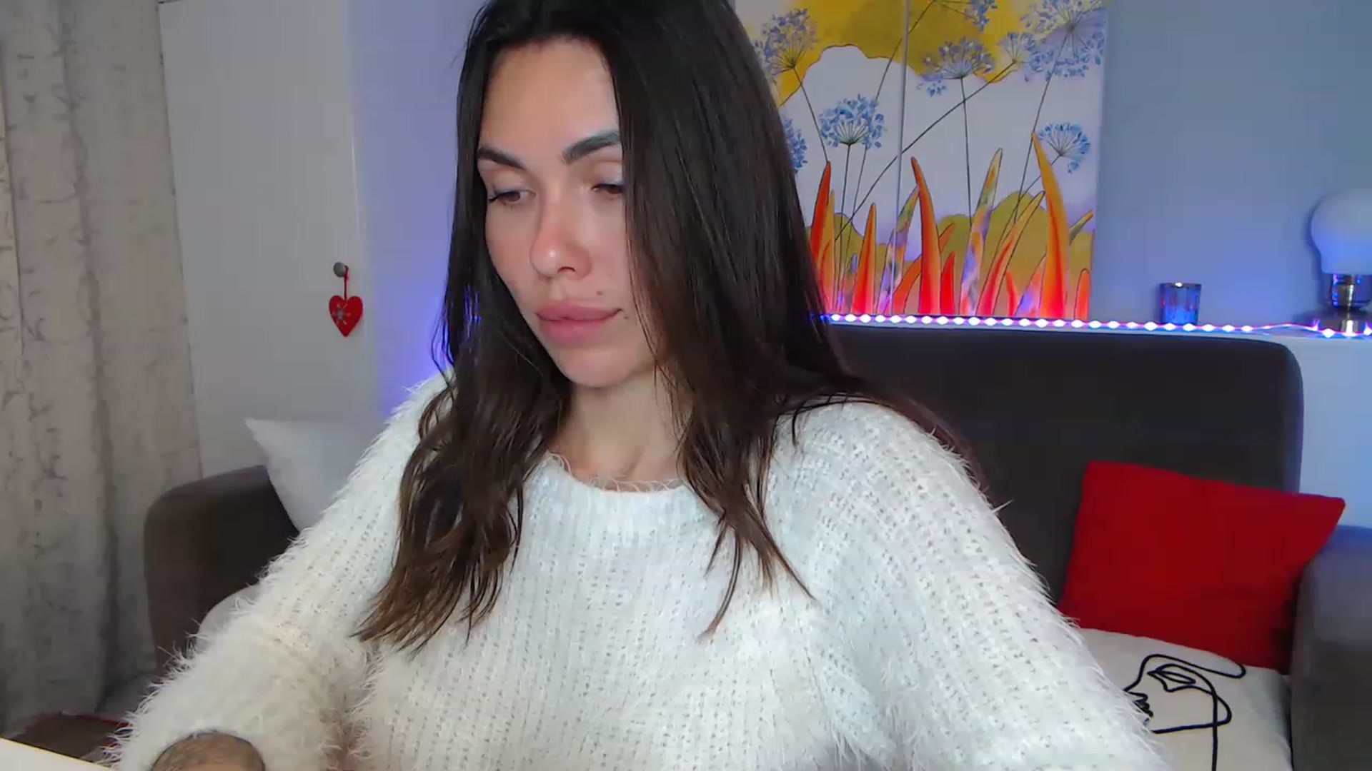 Gallery image thumbnail from VikiEvans's myfreecams stream on, 02/24/2023, 22:28 image 19 of 20