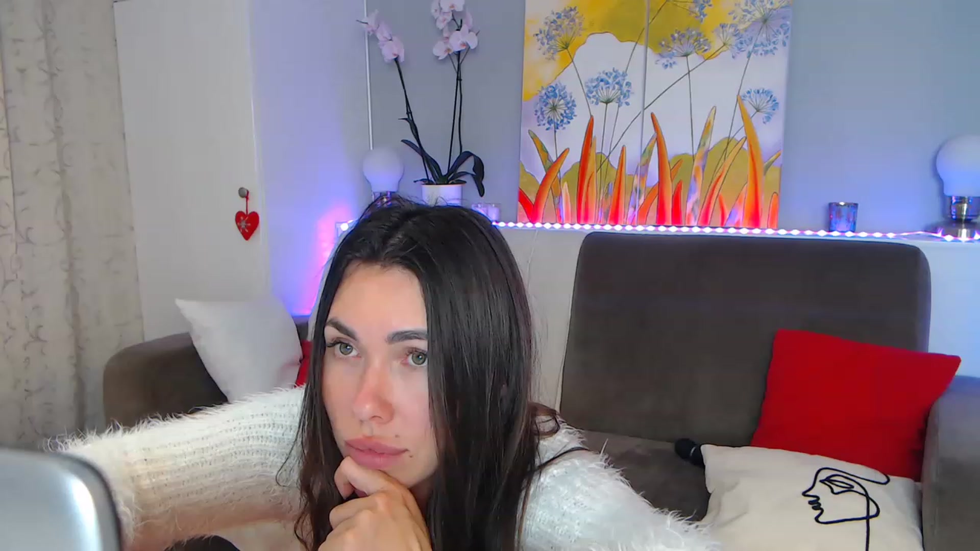 Gallery image thumbnail from VikiEvans's myfreecams stream on, 02/24/2023, 22:28 image 16 of 20