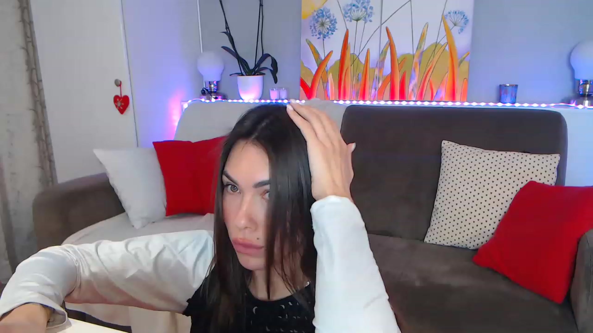 Gallery image thumbnail from VikiEvans's myfreecams stream on, 02/26/2023, 16:46 image 11 of 20