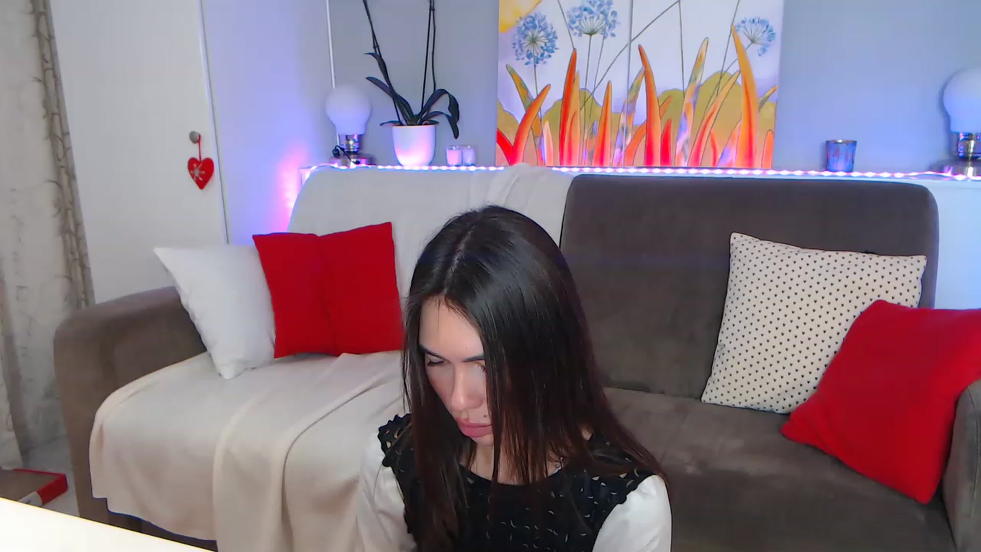 Gallery image thumbnail from VikiEvans's myfreecams stream on, 02/26/2023, 16:46 image 12 of 20