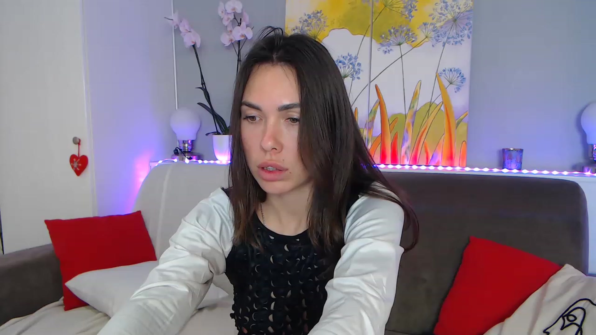 Gallery image thumbnail from VikiEvans's myfreecams stream on, 03/05/2023, 22:50 image 6 of 20